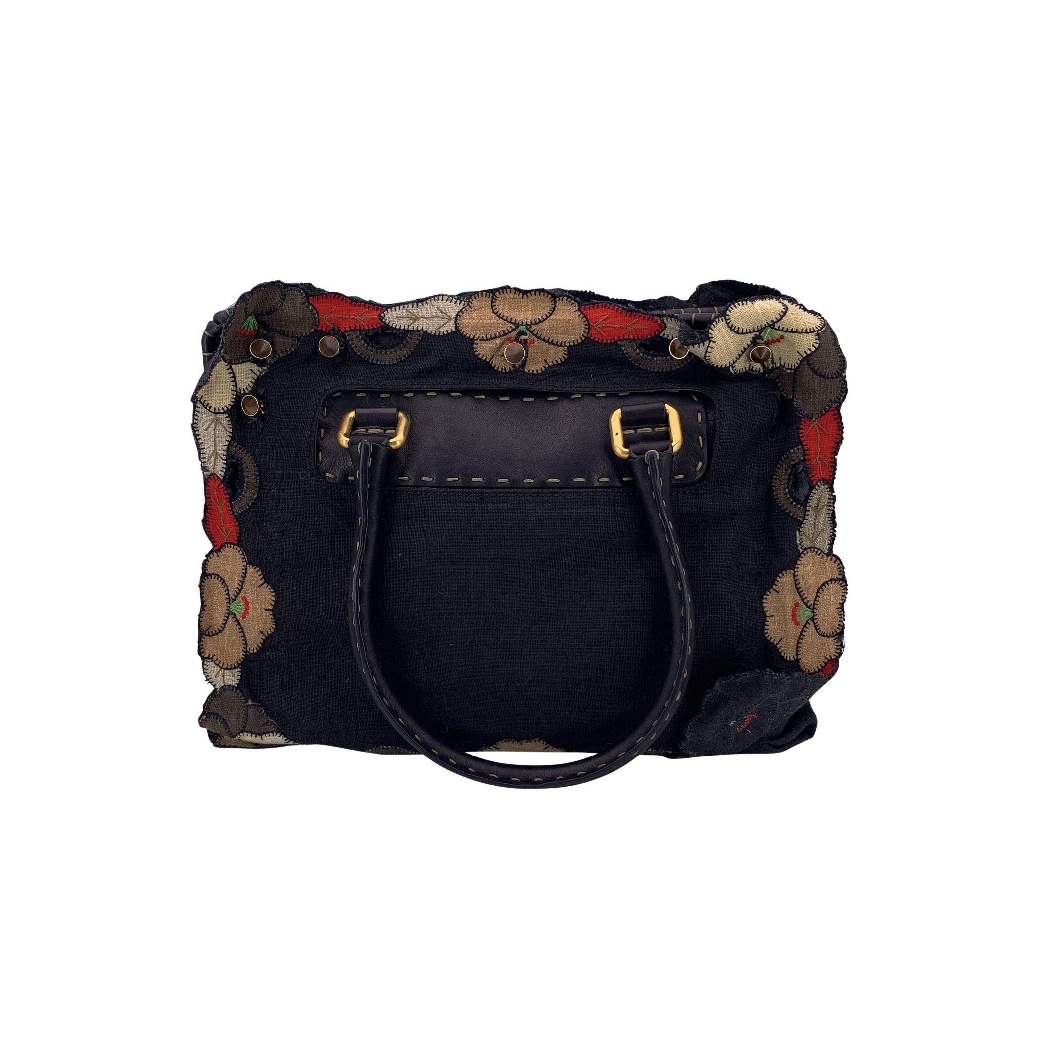 Fendi, borsa a cartella in tela e pelle nera con applicazioni floreali In condizioni buone in vendita a Rome, Rome