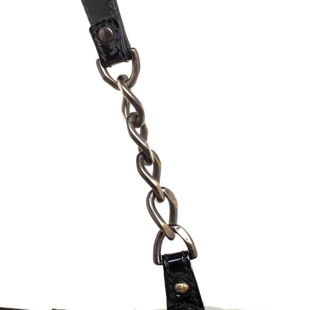 Borsa a tracolla Fendi in tela nera e vernice B. 10