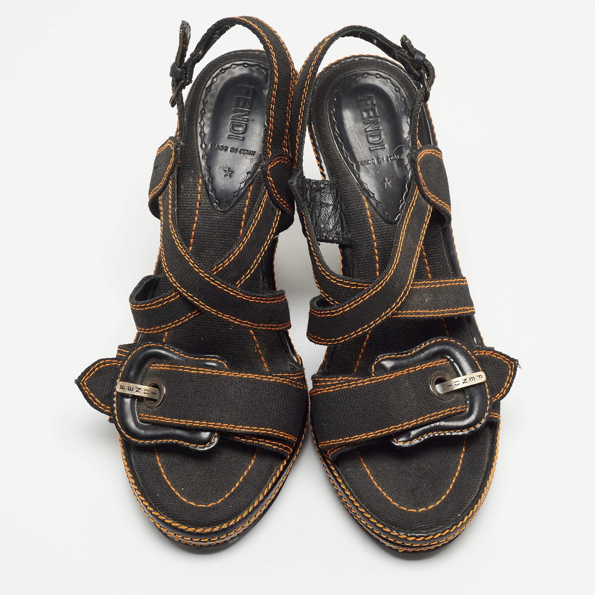 Fendi Black Canvas B Buckle Platform Wedge Sandals Size 39.5 In Good Condition In Dubai, Al Qouz 2