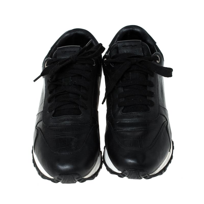 Fendi Black Croc Embossed Leather Sneakers Size 41 In Good Condition For Sale In Dubai, Al Qouz 2