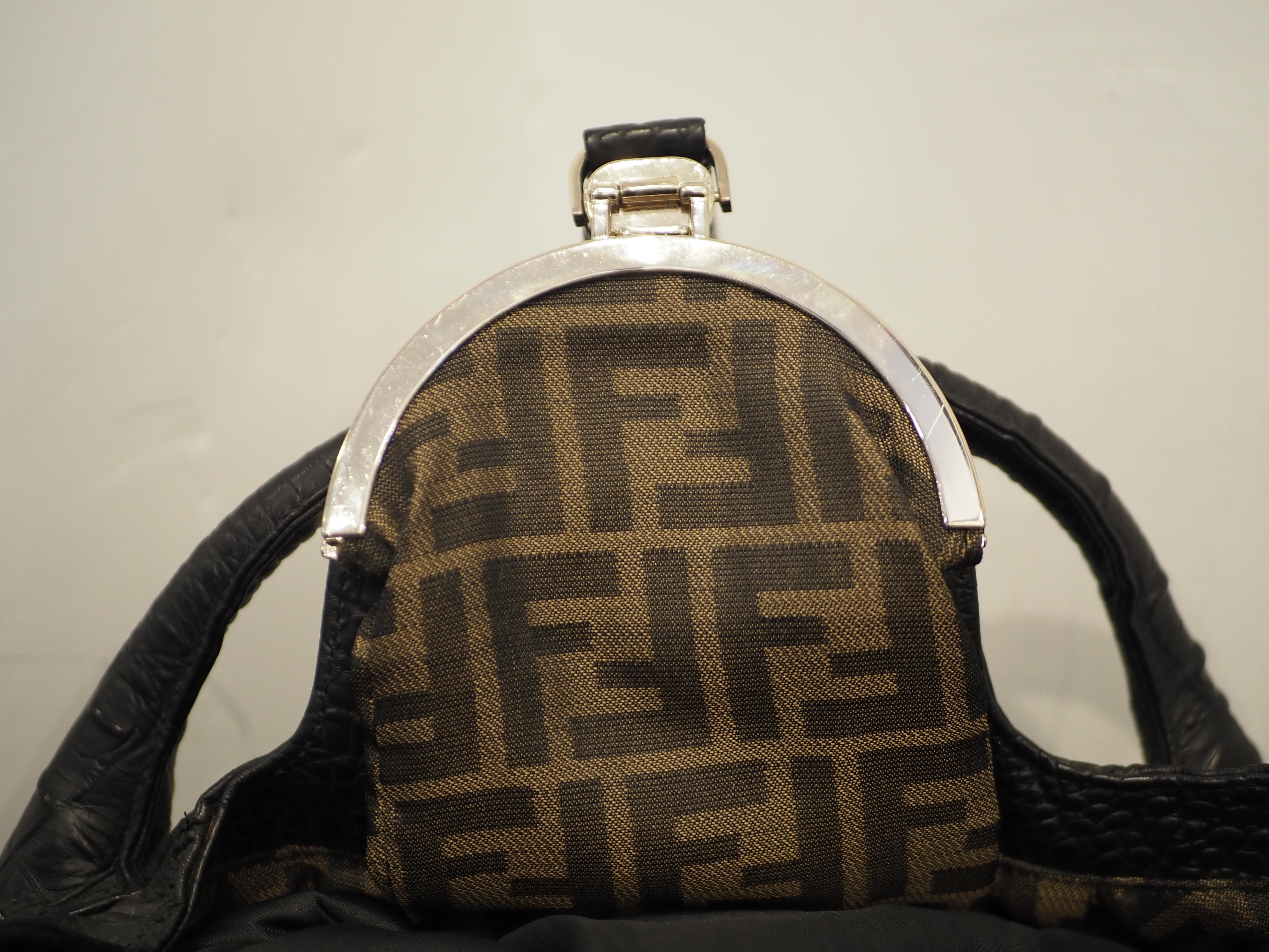 Women's or Men's Fendi Black croco print Spy bag For Sale