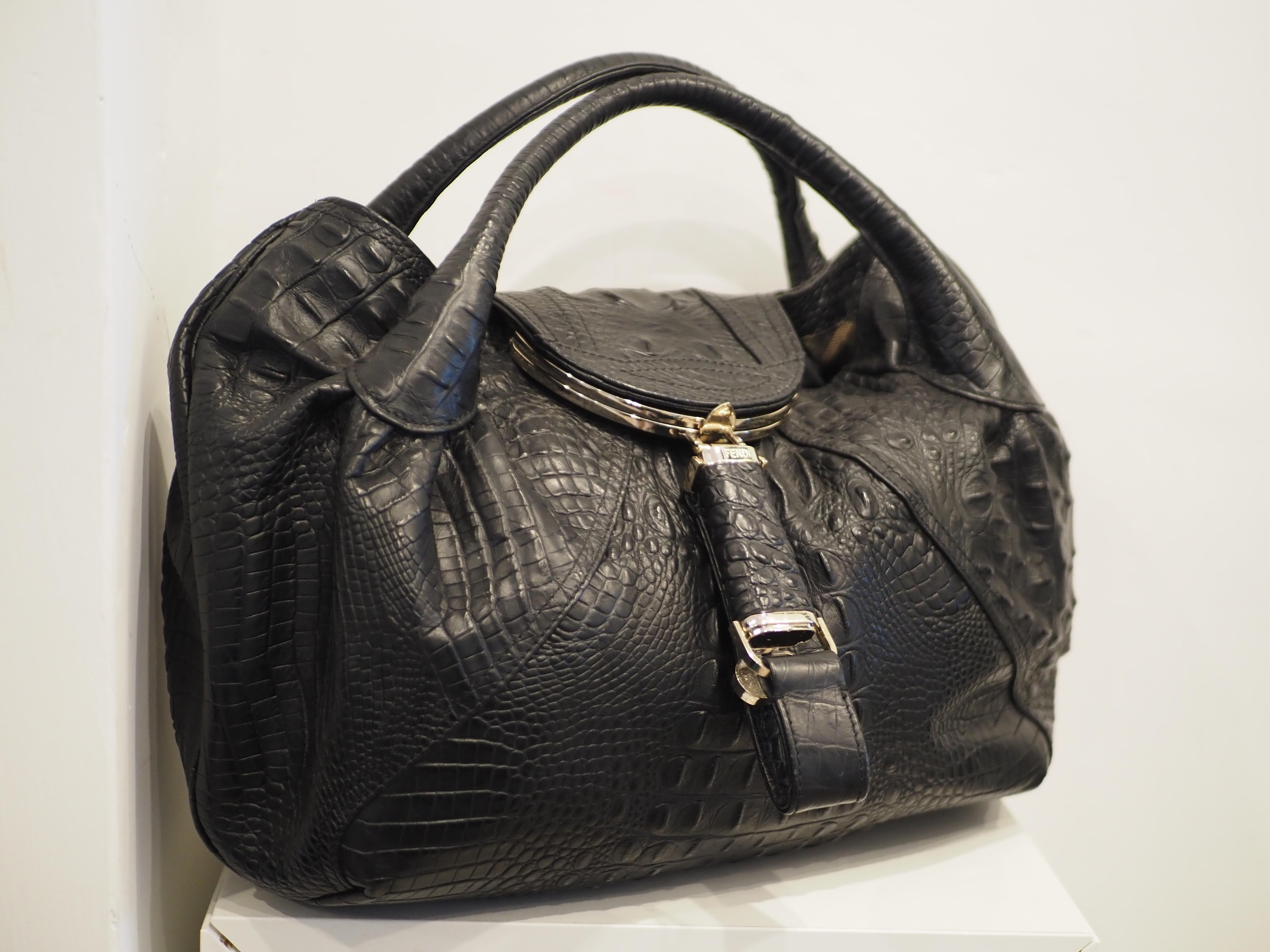 Fendi Black croco print Spy bag For Sale 3