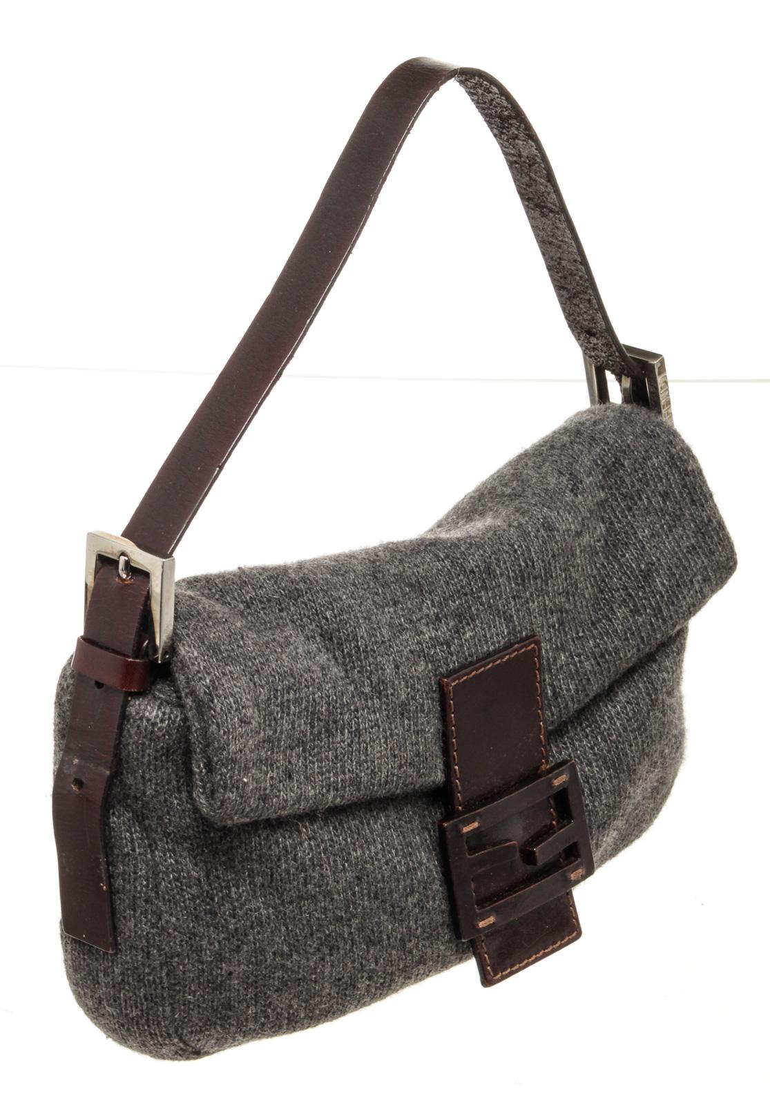 Fendi Black Denim Mamma Baguette Hobo Bag In Good Condition For Sale In Irvine, CA