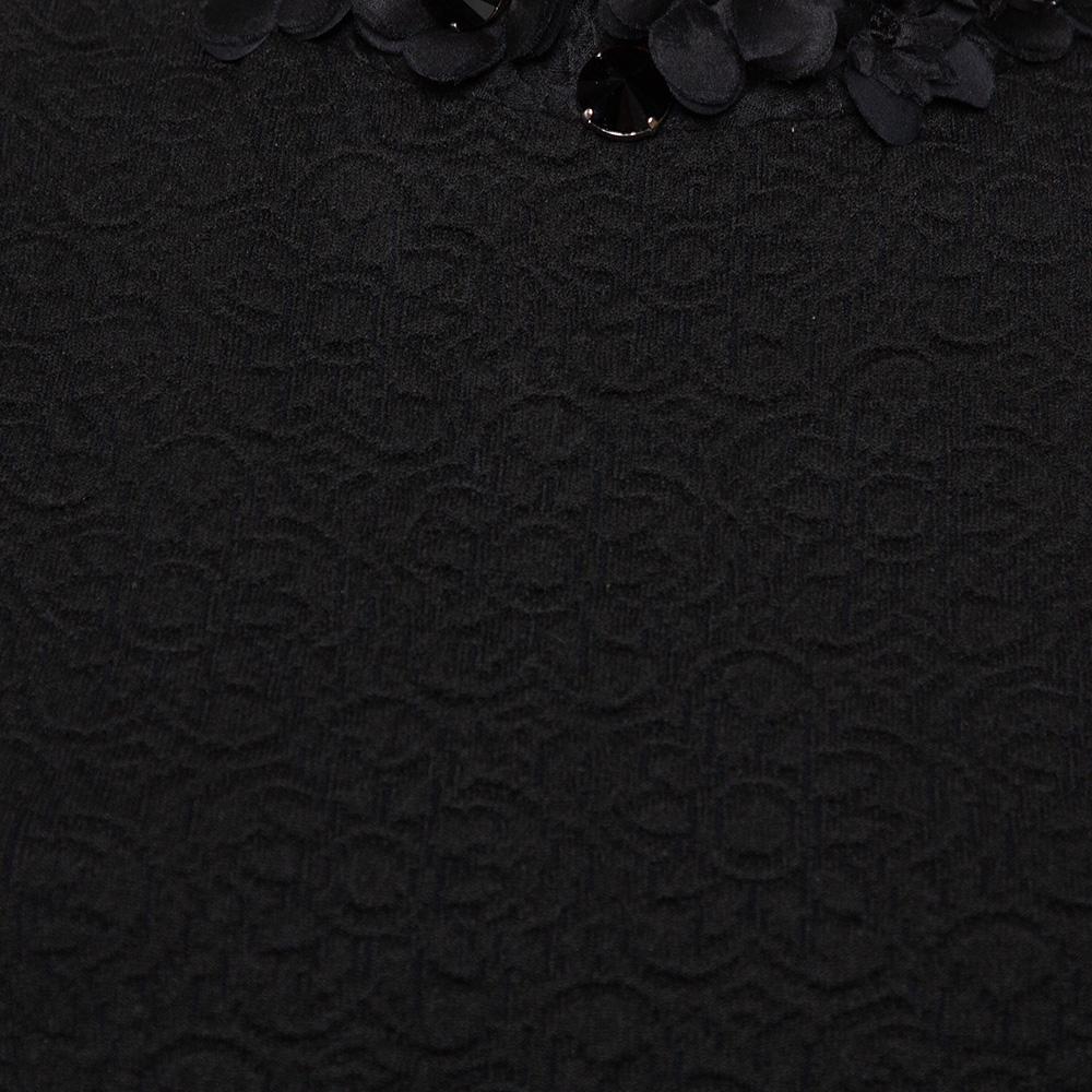 Fendi Black Embossed Knit Applique Detail Cloque Dress M In Good Condition In Dubai, Al Qouz 2