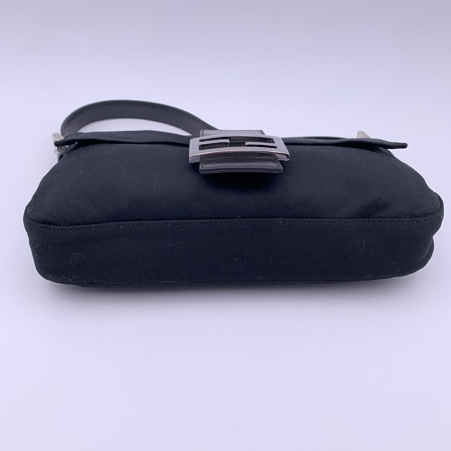 Fendi Black Fabric Small Baguette Shoulder Bag Handbag In Excellent Condition In Rome, Rome