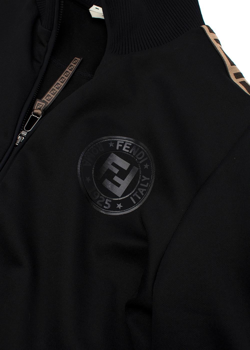 Fendi Schwarze Sportjacke mit FF-Besatz (US 12) und Joggers (US 10) im Angebot 1