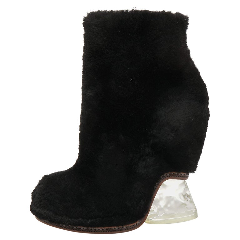 Fendi Black Fur Ankle Boots Size 39 For Sale at 1stDibs