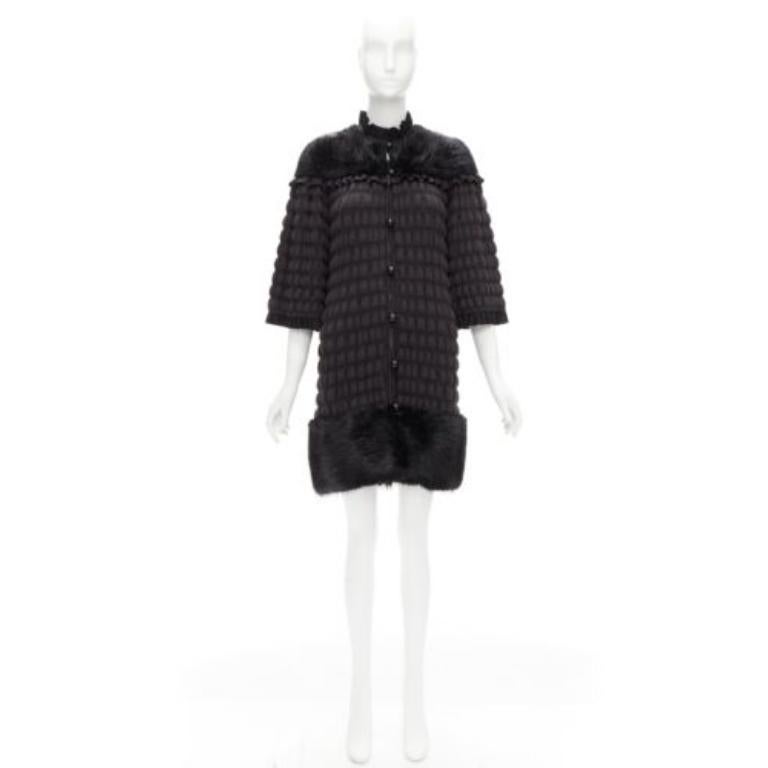 FENDI manteau à clochettes en laine vierge crochetée, noir, avec empiècements en fourrure IT40 S en vente 5