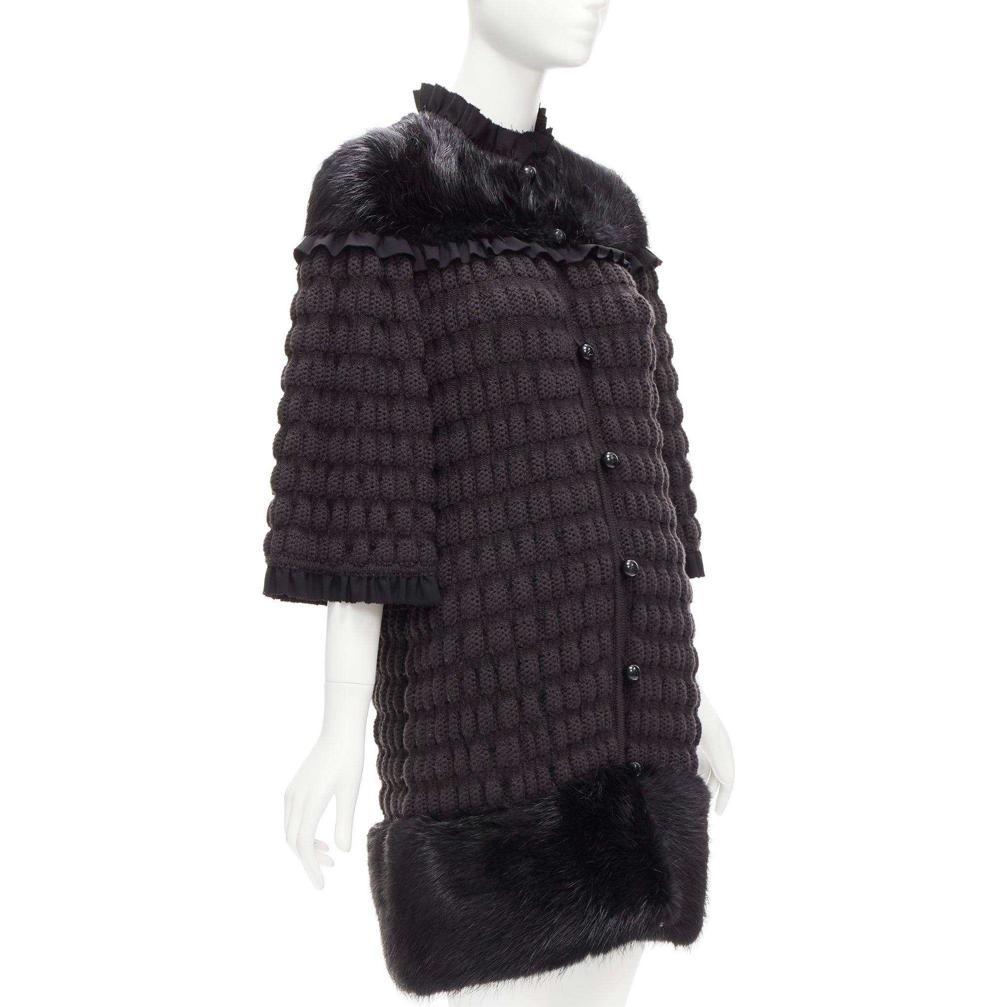 FENDI black fur panel virgin wool crochet chunky knit bell coat IT40 S In Excellent Condition For Sale In Hong Kong, NT