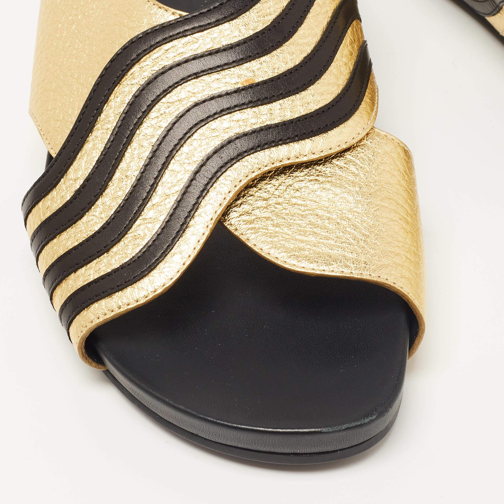 Fendi Black/Gold Leather Wave Slides Size 40 2