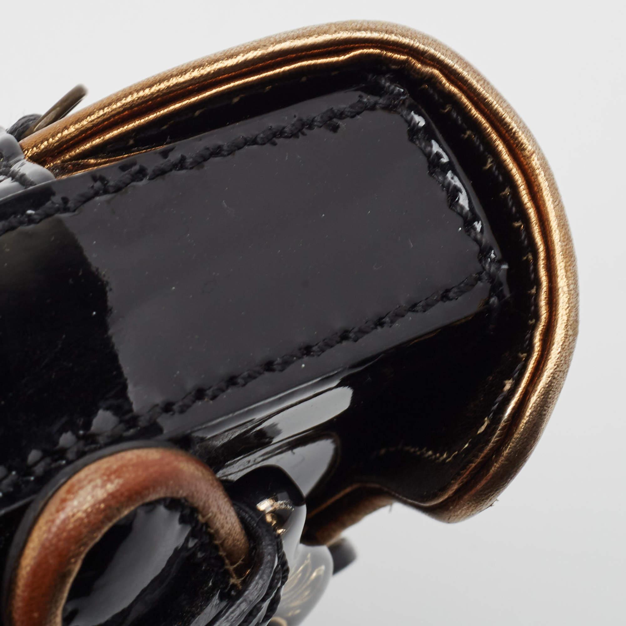 Fendi Black/Gold Patent and Leather B Clutch 6