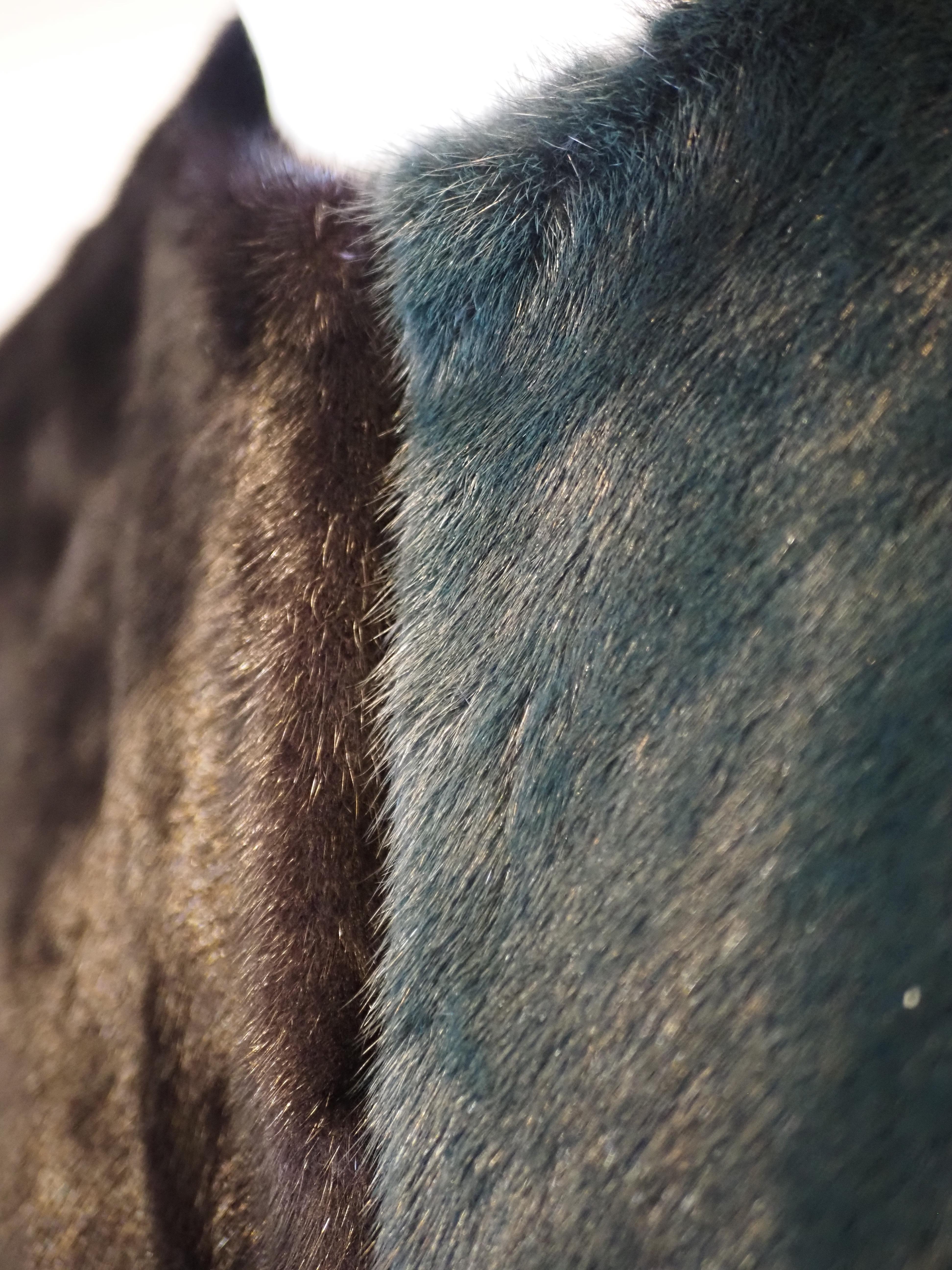 Fendi black green bicolour mink fur coat For Sale 5