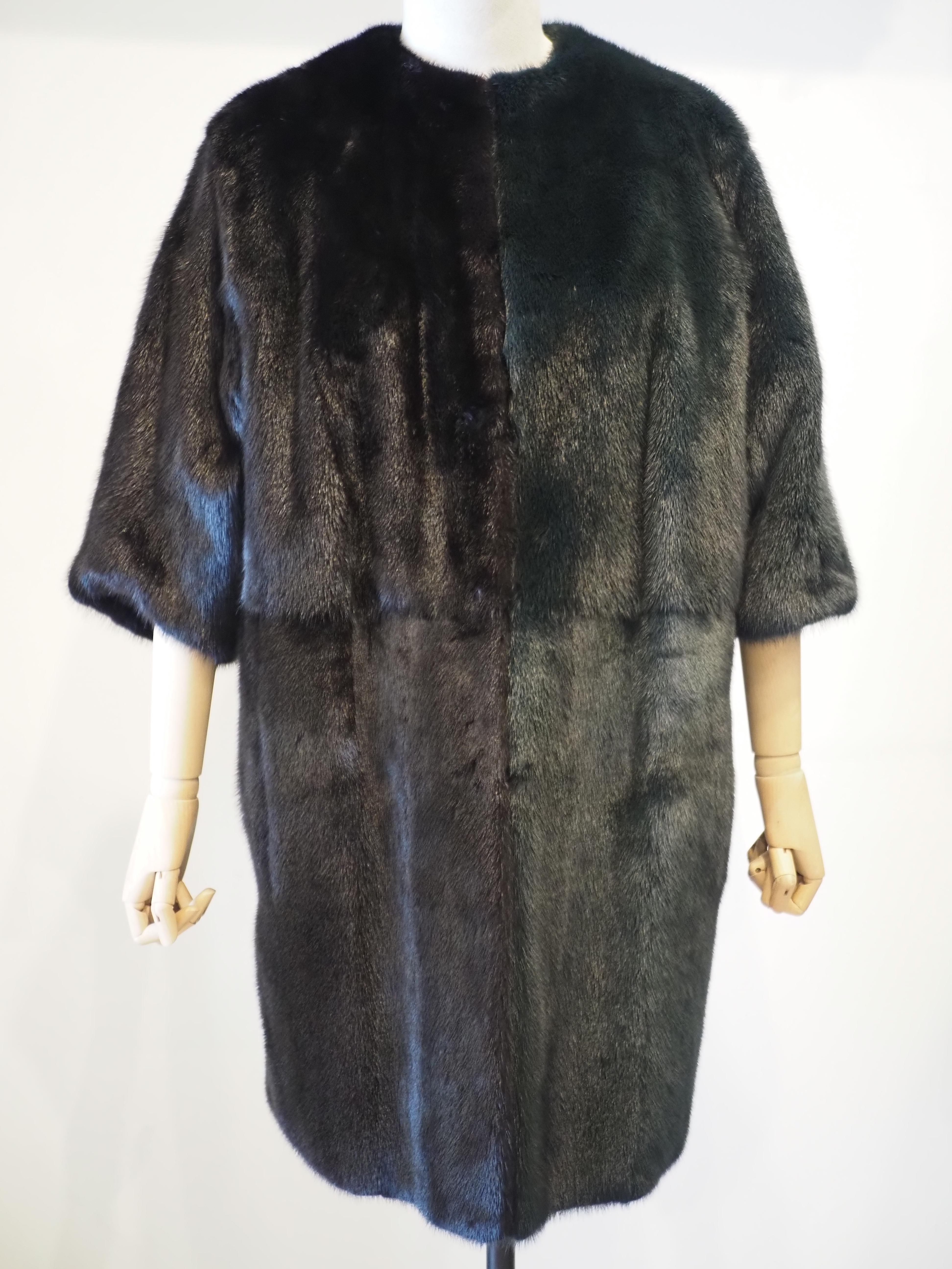 Fendi black green bicolour mink fur coat In Excellent Condition For Sale In Capri, IT