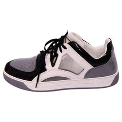 Fendi - Baskets en cuir verni noir, gris et blanc - EU 42