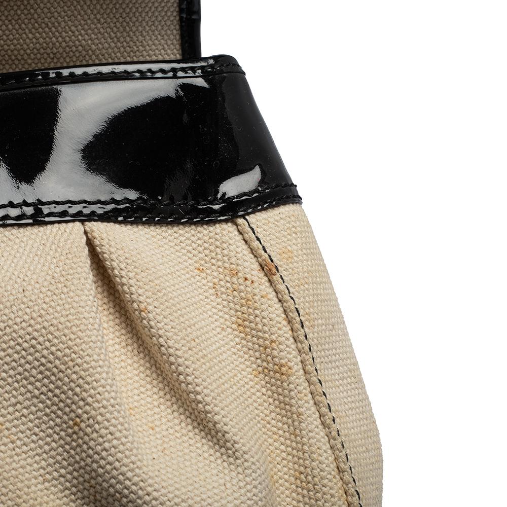 Fendi Black/Ivory Canvas and Patent Leather B Shoulder Bag 5
