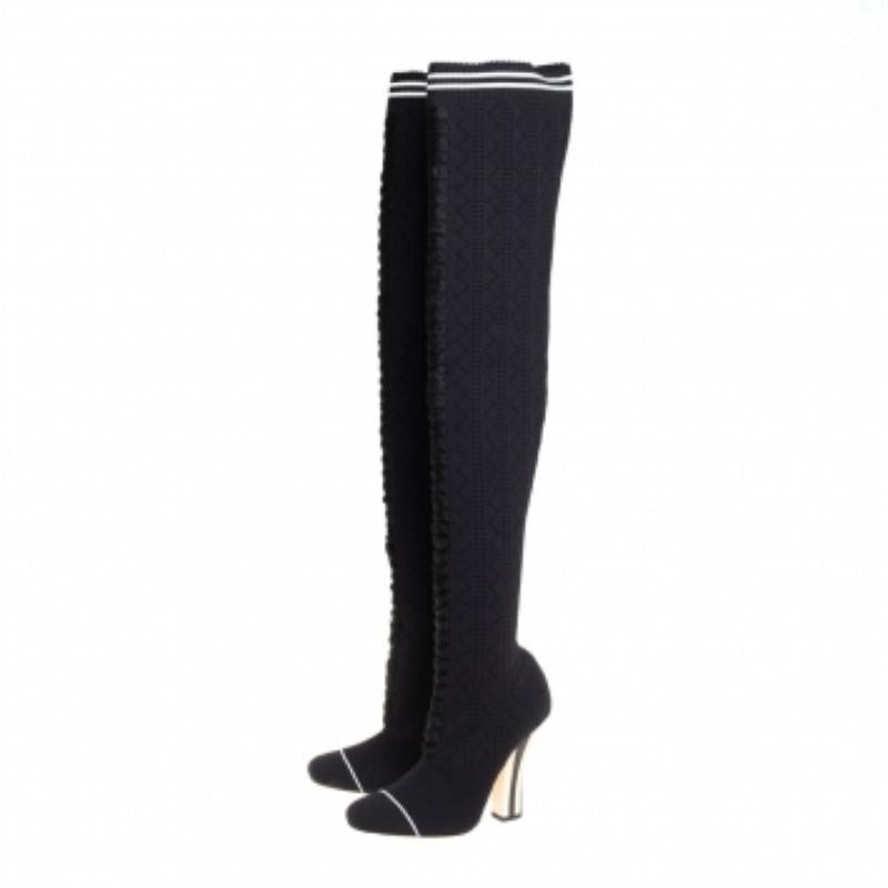 Fendi Black Knit Fabric Over the Knee Boots Size 39 In Good Condition For Sale In Dubai, Al Qouz 2