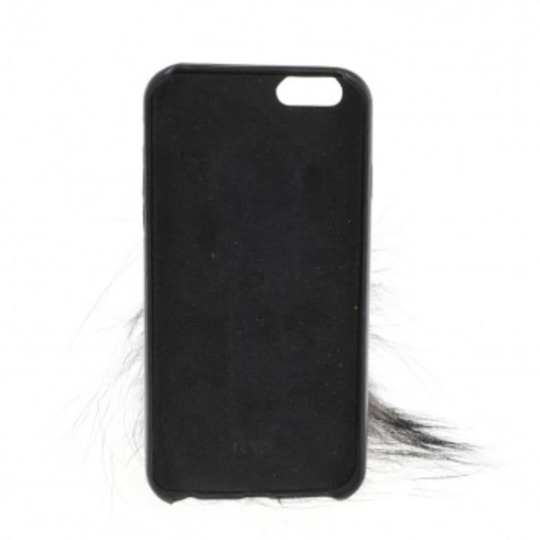 Étui pour iPhone 6 en cuir noir et fourrure de renard Karlito de Fendi en vente 2