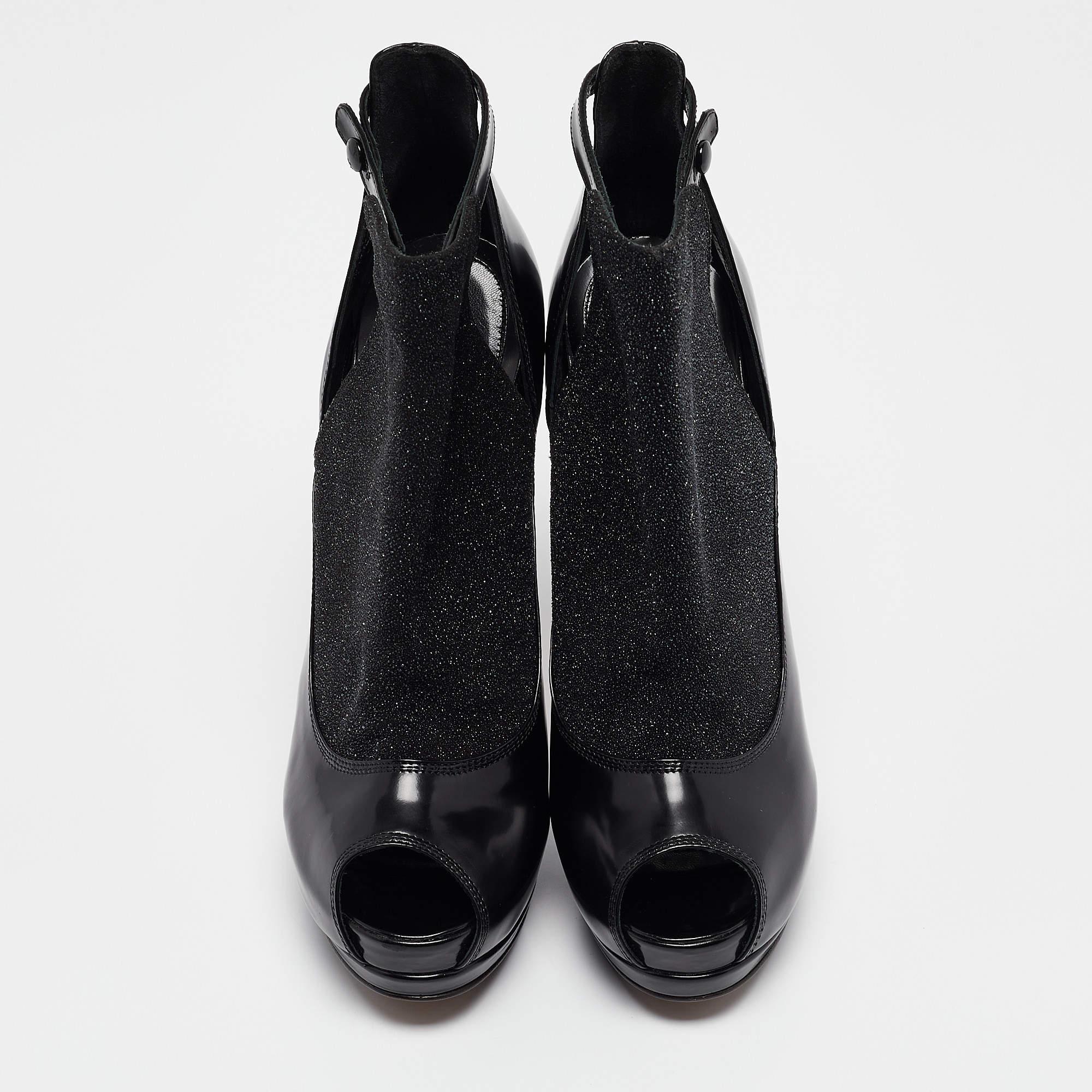 Noir Fendi Bottines à bout ouvert et paillettes noires taille 38 en vente