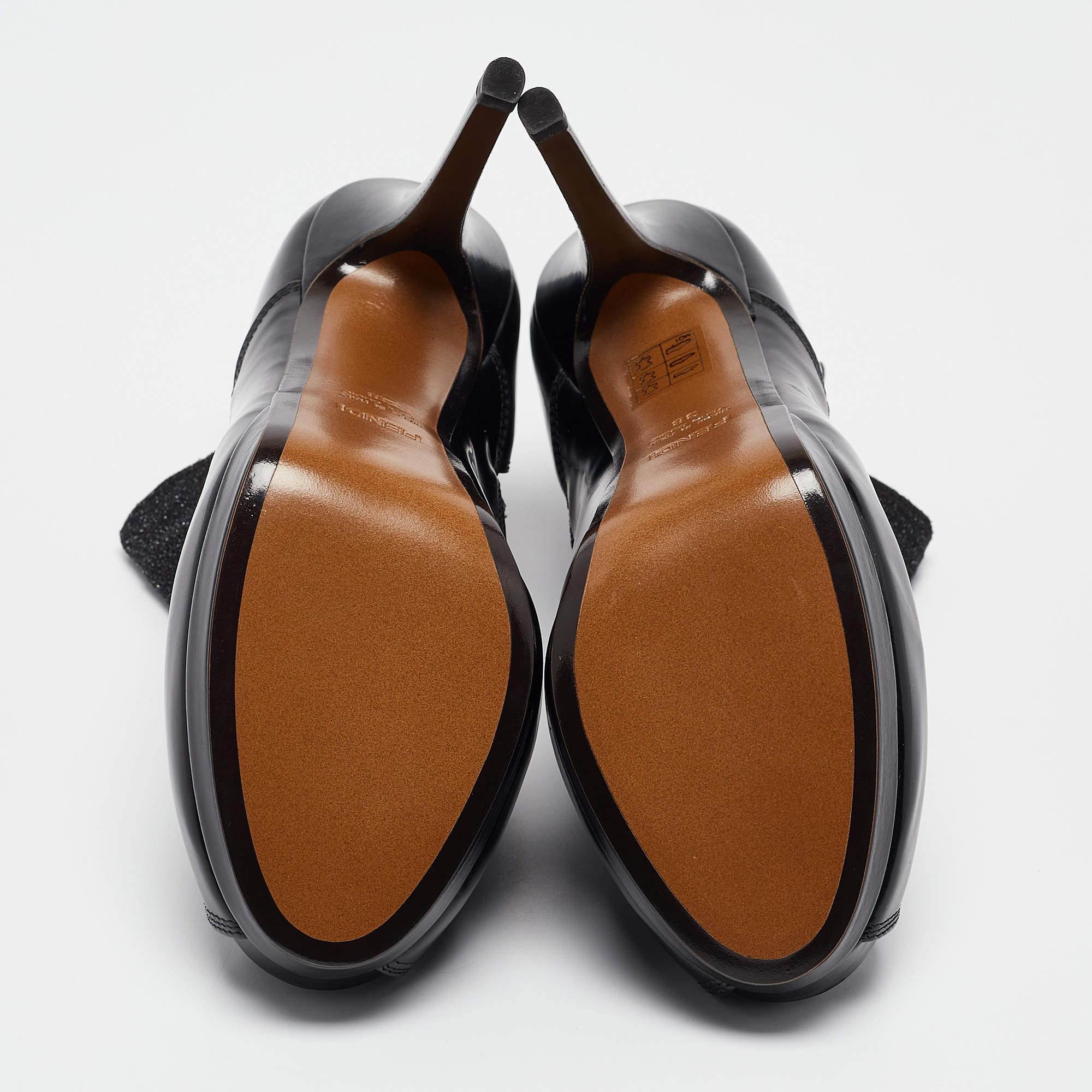 Fendi Bottines à bout ouvert et paillettes noires taille 38 en vente 1