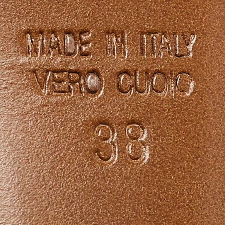 Fendi Bottines à bout ouvert et paillettes noires taille 38 en vente 3