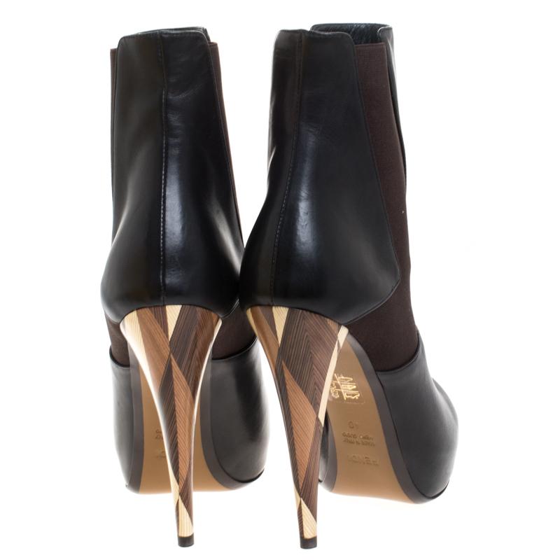 Fendi Black Leather And Stretch Fabric Platform Ankle Boots Size 40 In New Condition In Dubai, Al Qouz 2