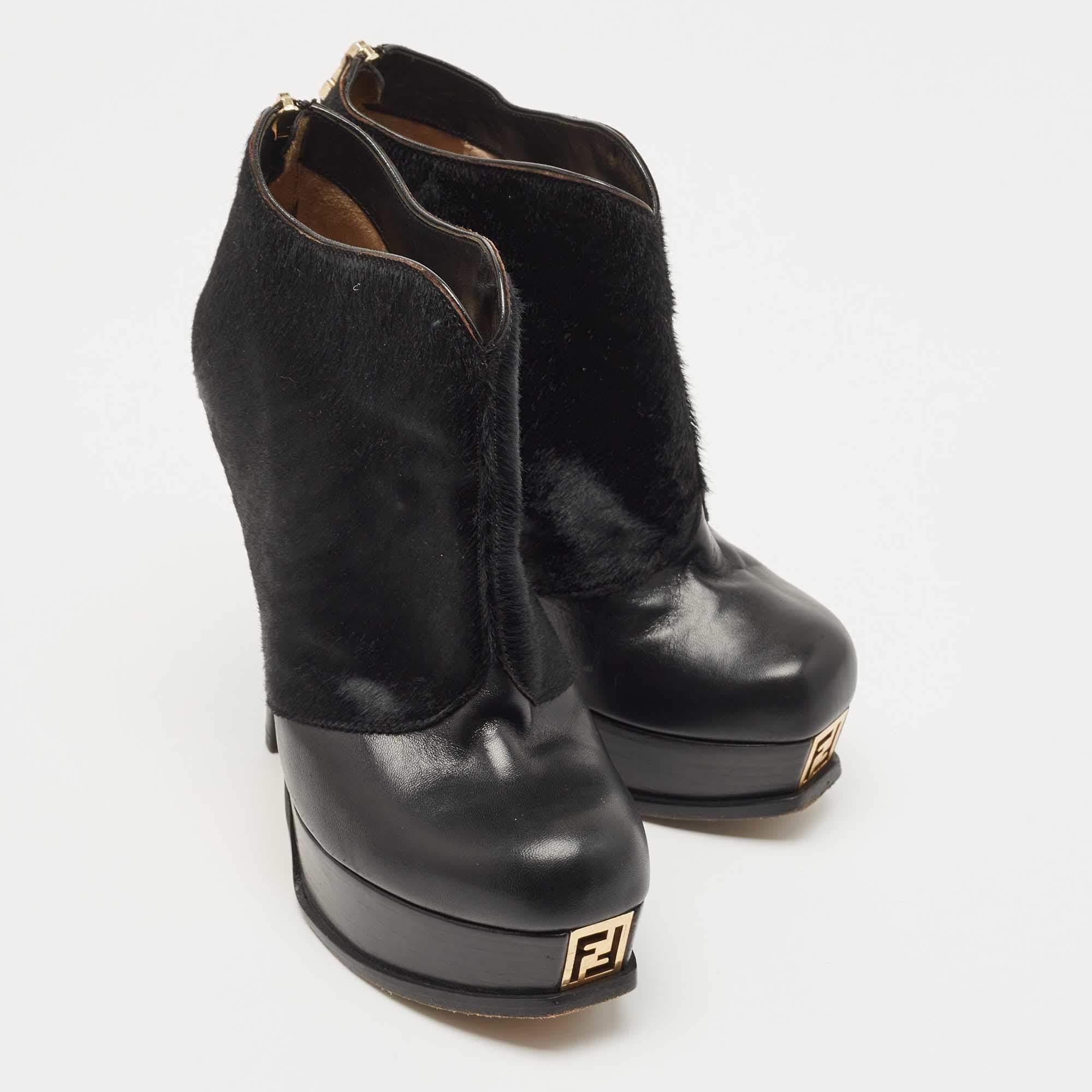 Fendi Black Leather And Suede Fendista Ankle Boots Size 36.5 In Good Condition In Dubai, Al Qouz 2