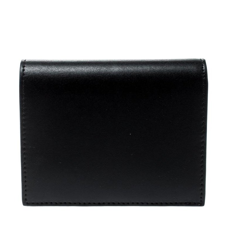 Fendi Black Leather Bifold Wallet For Sale at 1stDibs