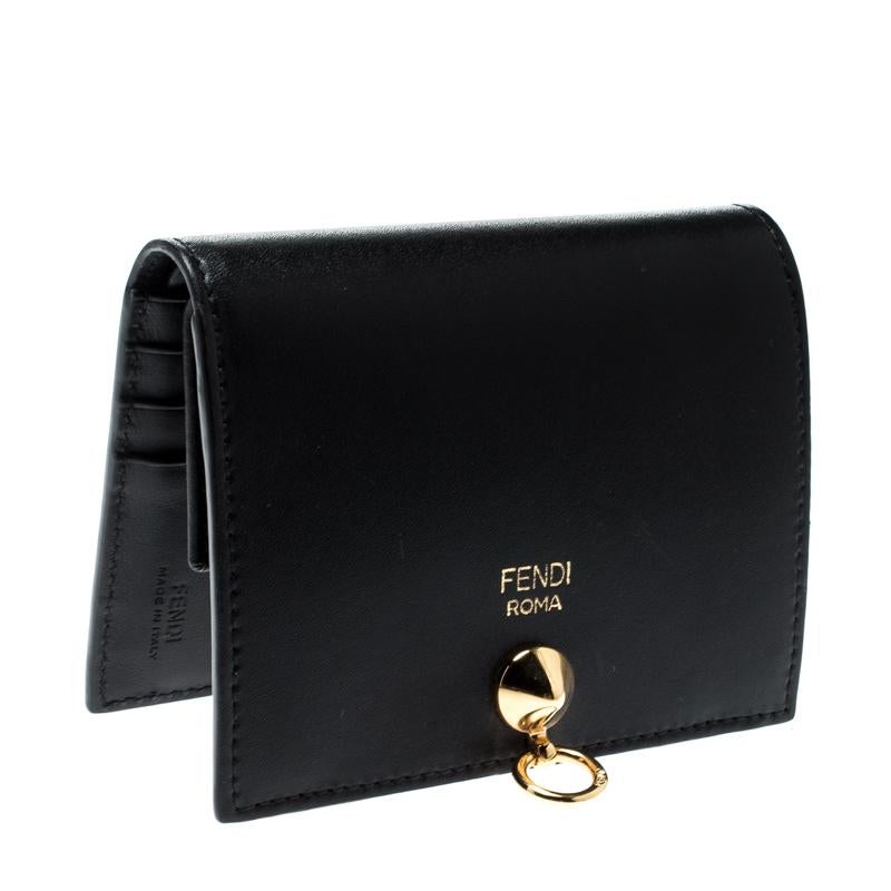 Fendi Black Leather Bifold Wallet In Excellent Condition In Dubai, Al Qouz 2