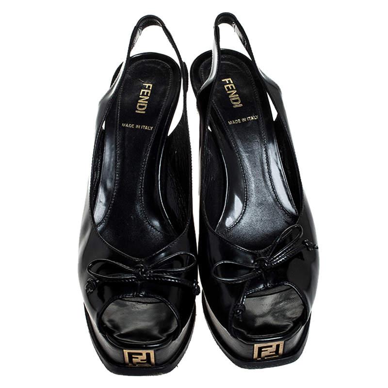 Fendi Black Leather Bow Peep Toe Slingback Platform Sandals Size 39 In Good Condition In Dubai, Al Qouz 2