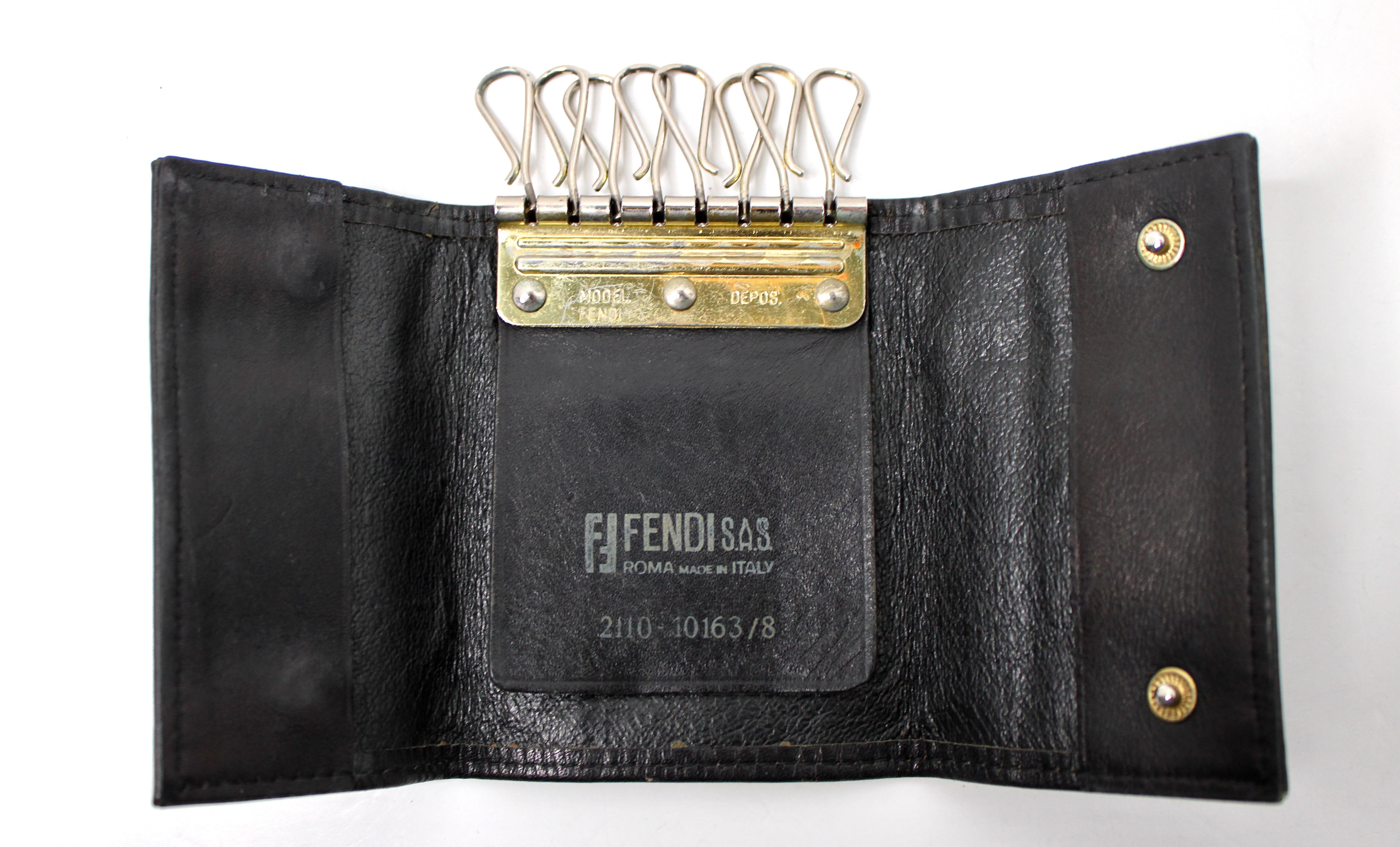 Fendi Custodia per 8 tasti in pelle nera e tela Coates in vendita 1