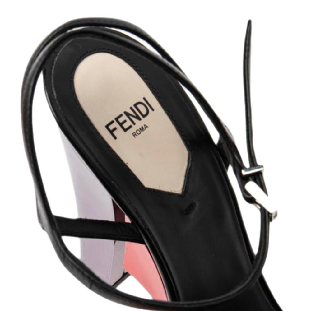 Fendi Schwarze Leder-Sandalen mit Kristallverzierung und Knöchelriemen Größe 37 2