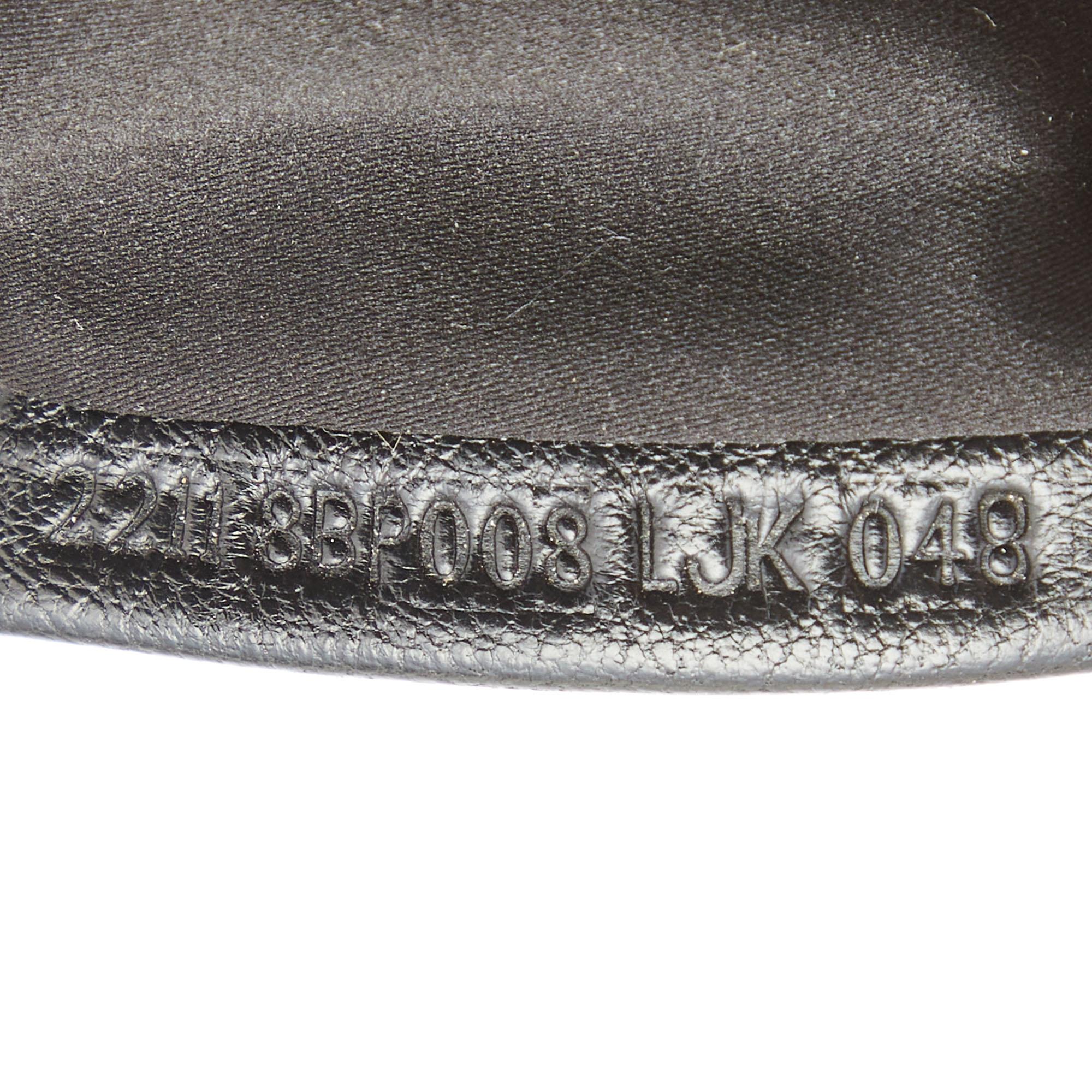 Fendi Black Leather Cut Out Handle Clutch Bag 5