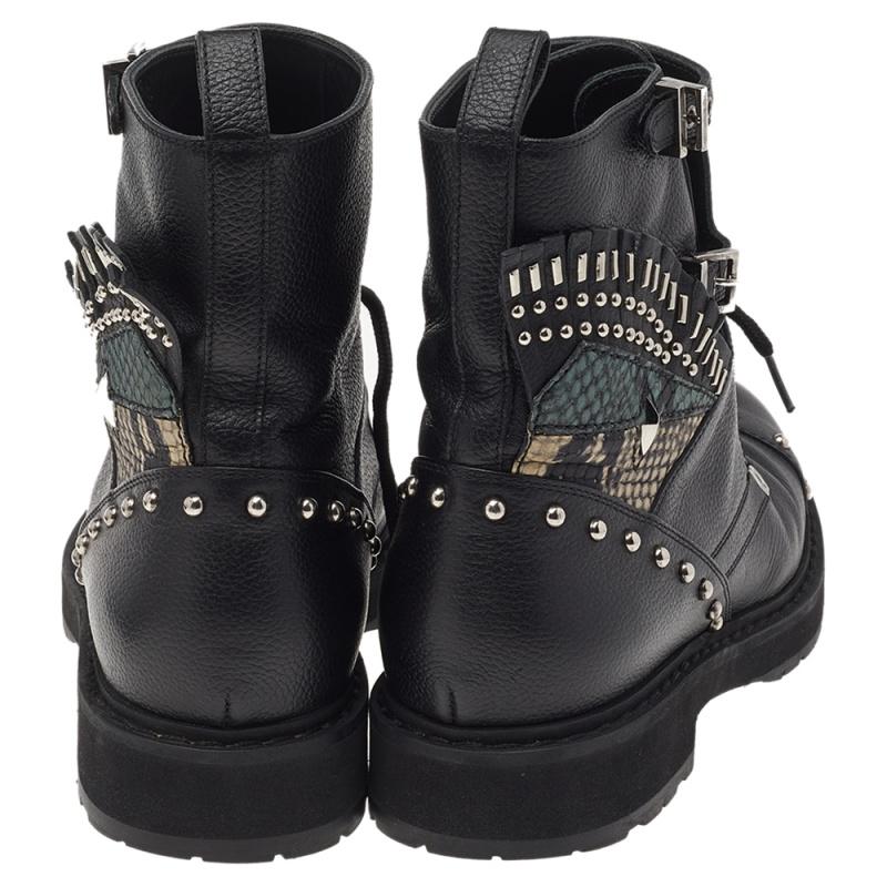 Fendi Black Leather Embellished Buckle Strap Ankle Boots Size 37 In Good Condition For Sale In Dubai, Al Qouz 2