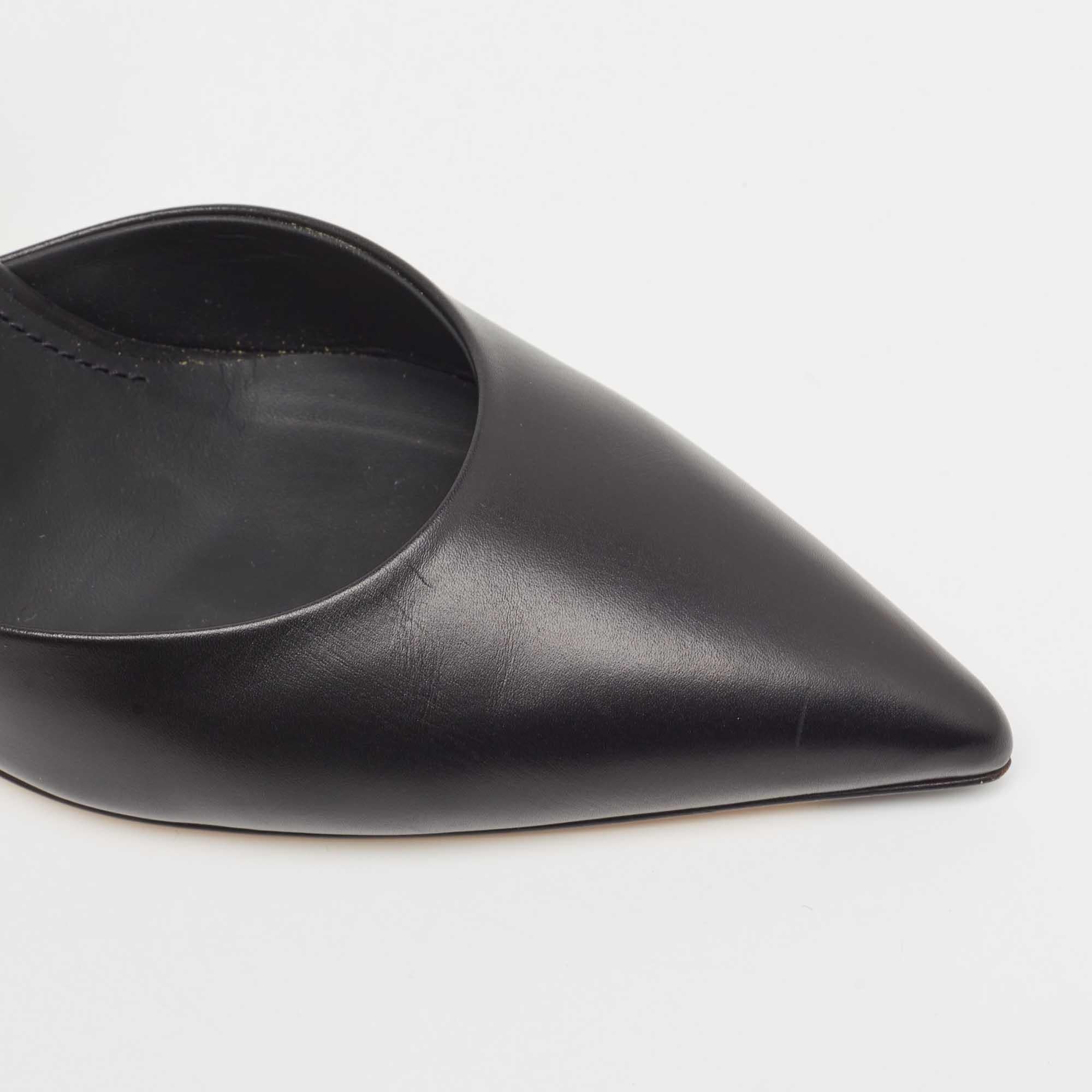 Women's Fendi Black Leather Fendi first Slingbacks Pumps Size 38.5 For Sale