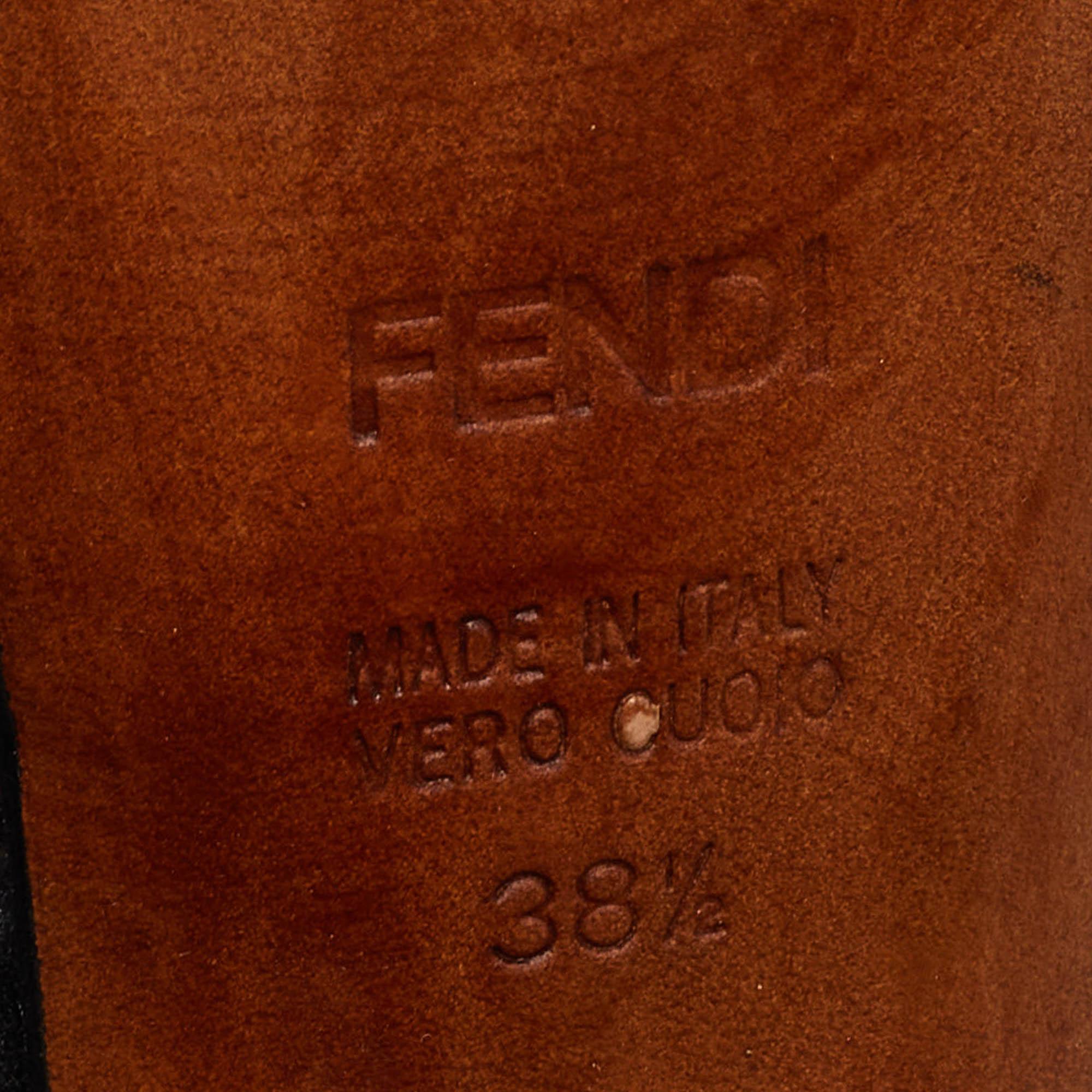 Fendi Black Leather Fendista Platform Pumps Size 38.5 For Sale 4