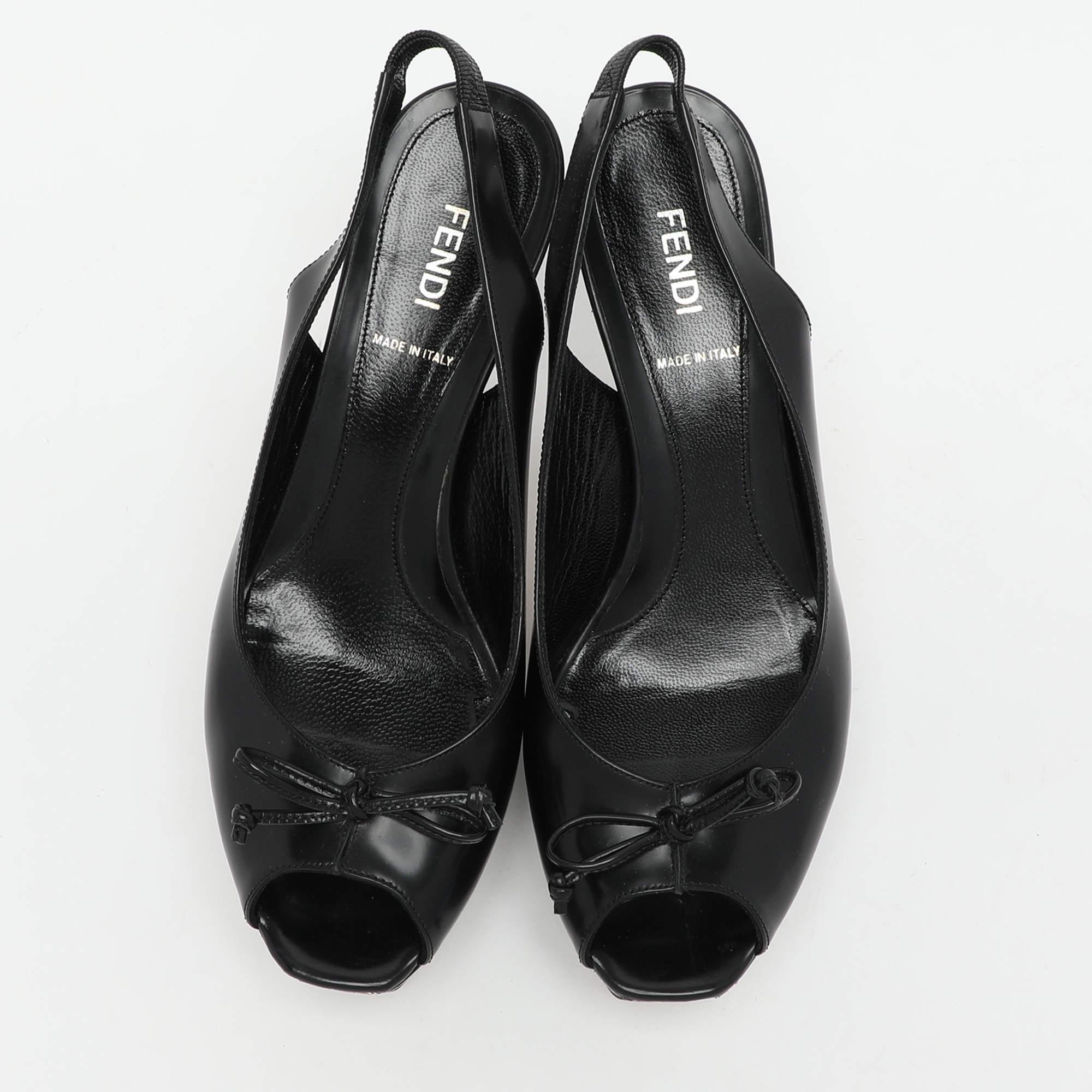 Fendi Black Leather Fendista Platform Slingback Pumps Size 38 In Good Condition For Sale In Dubai, Al Qouz 2
