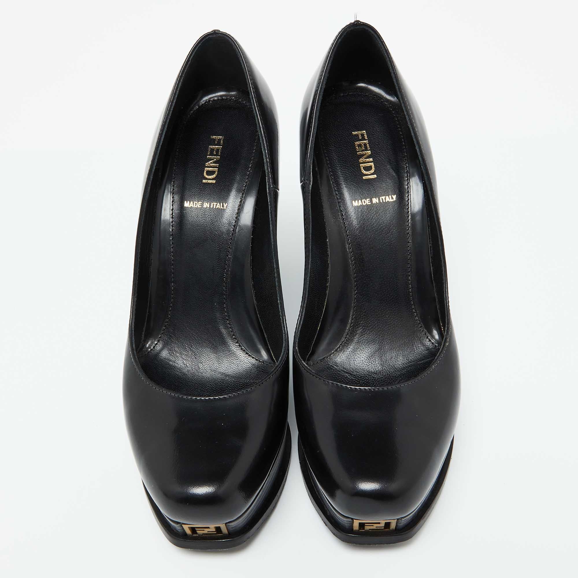Fendi Black Leather Fendista Platform Wedge Pumps Size 37 In Good Condition For Sale In Dubai, Al Qouz 2