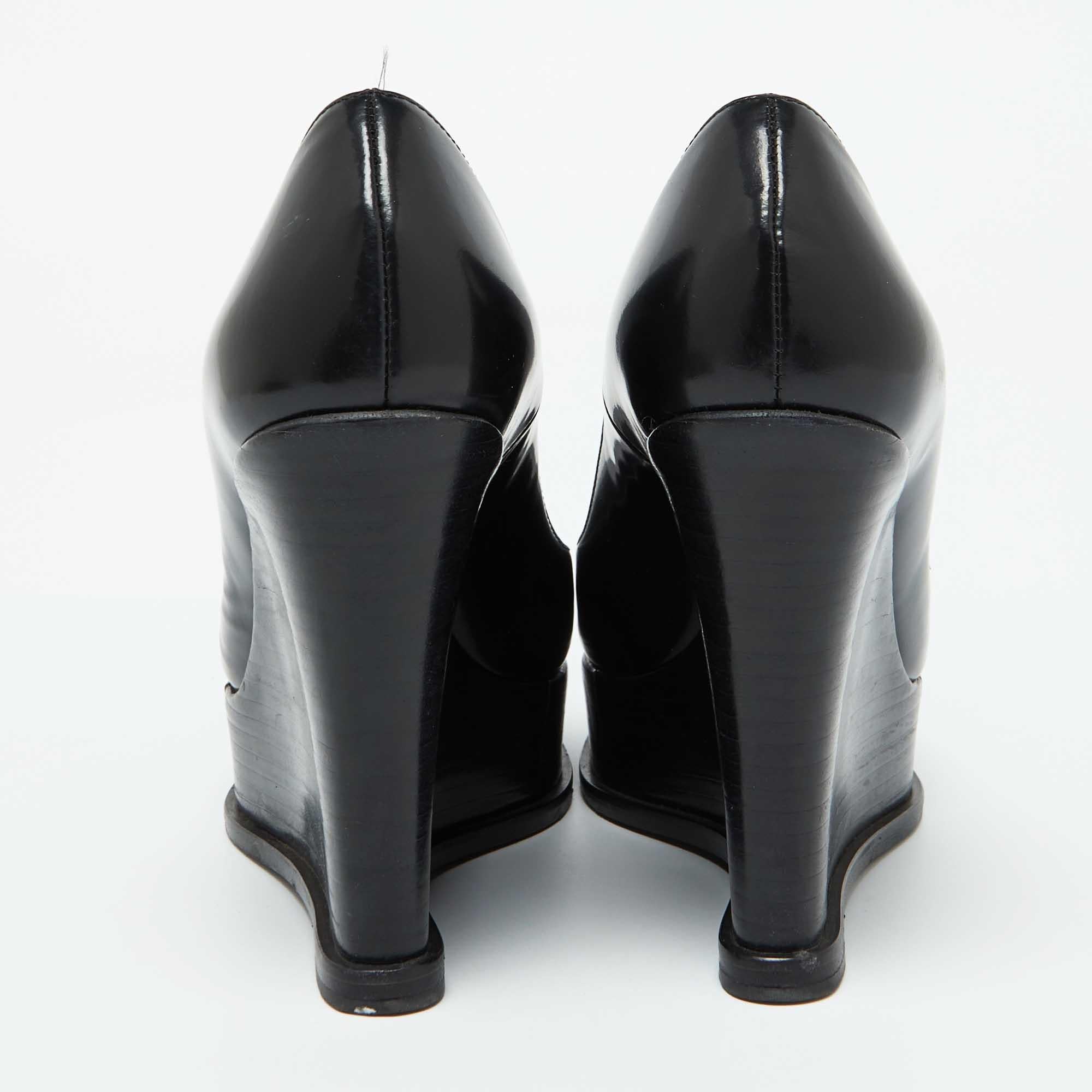 Fendi Black Leather Fendista Platform Wedge Pumps Size 37 For Sale 1