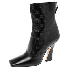 Fendi Black Leather FFreedom Ankle Boots Size 40