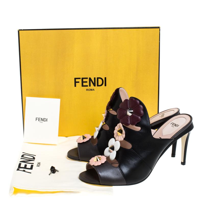Fendi Black Leather Floral Appliqué Mule Sandals Size 39.5 4