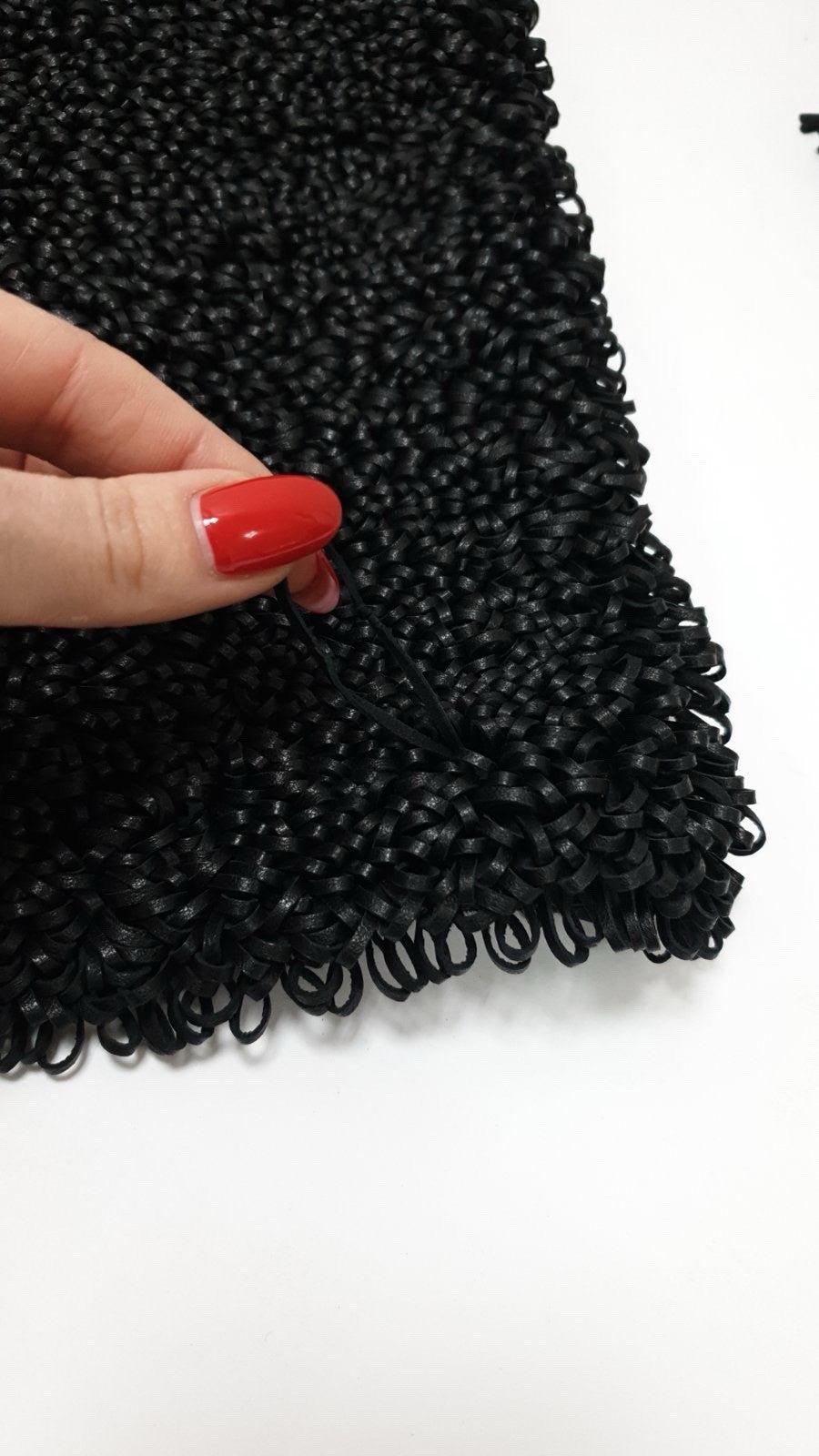 Fendi  Manteau en cuir noir à franges et à boucles Sz.42 Pour femmes en vente