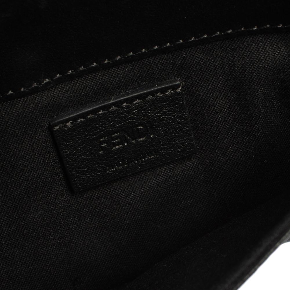 Fendi Black Leather Hypnoteyes Wallet on Chain In Good Condition In Dubai, Al Qouz 2