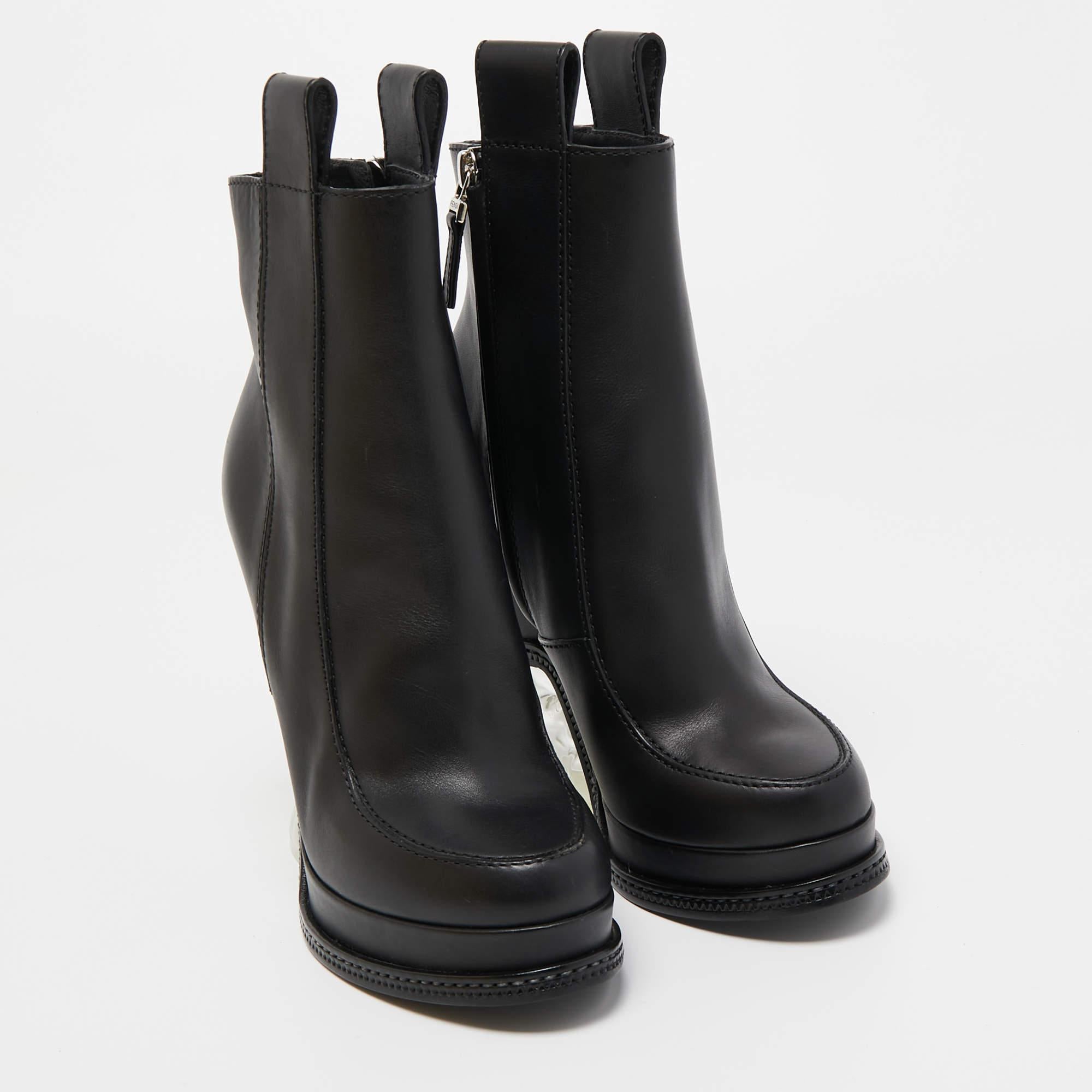 Fendi Black Leather Ice Heel Ankle Boots Size 36 In New Condition For Sale In Dubai, Al Qouz 2
