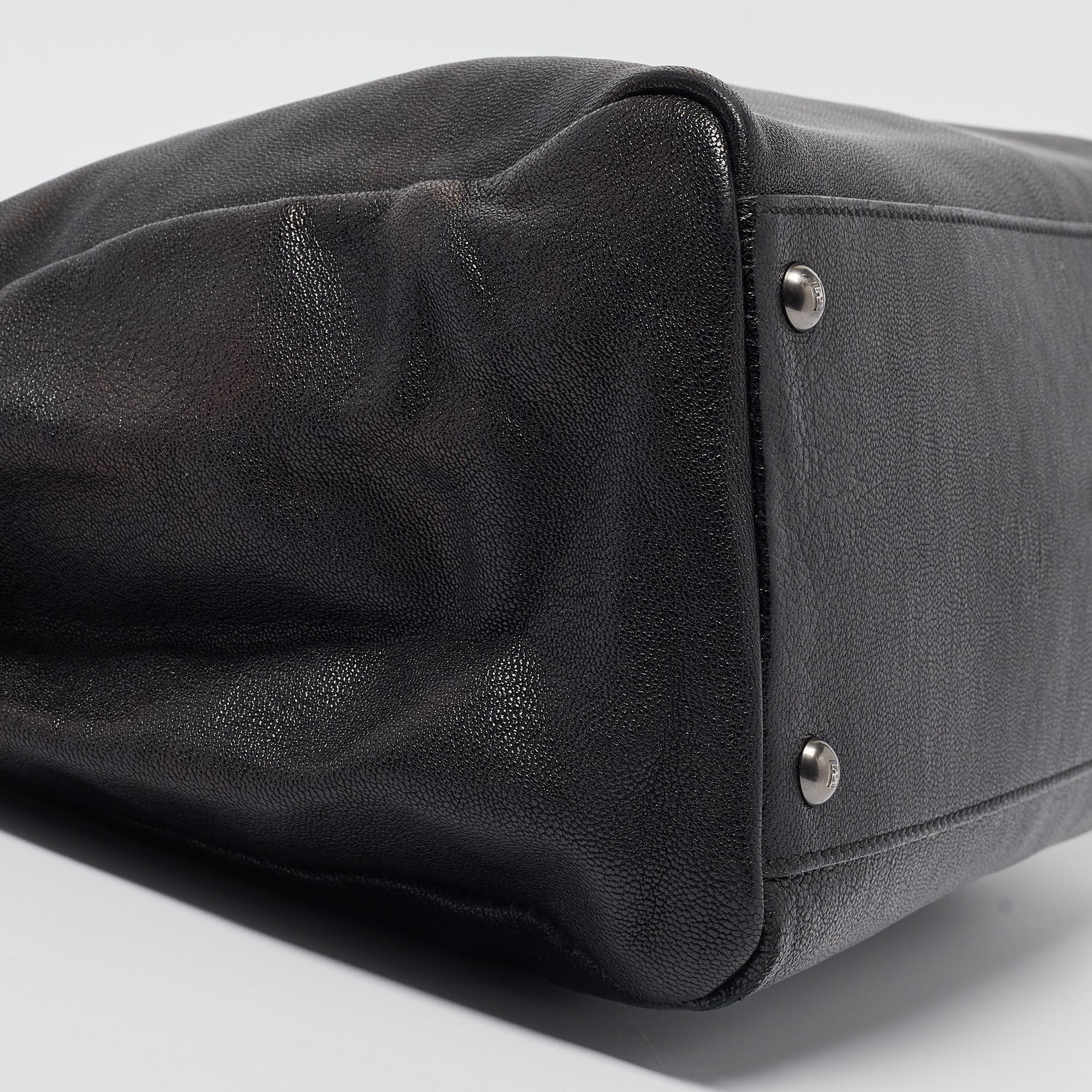 Fendi - Grand sac en cuir noir Peekaboo à poignée supérieure en vente 7
