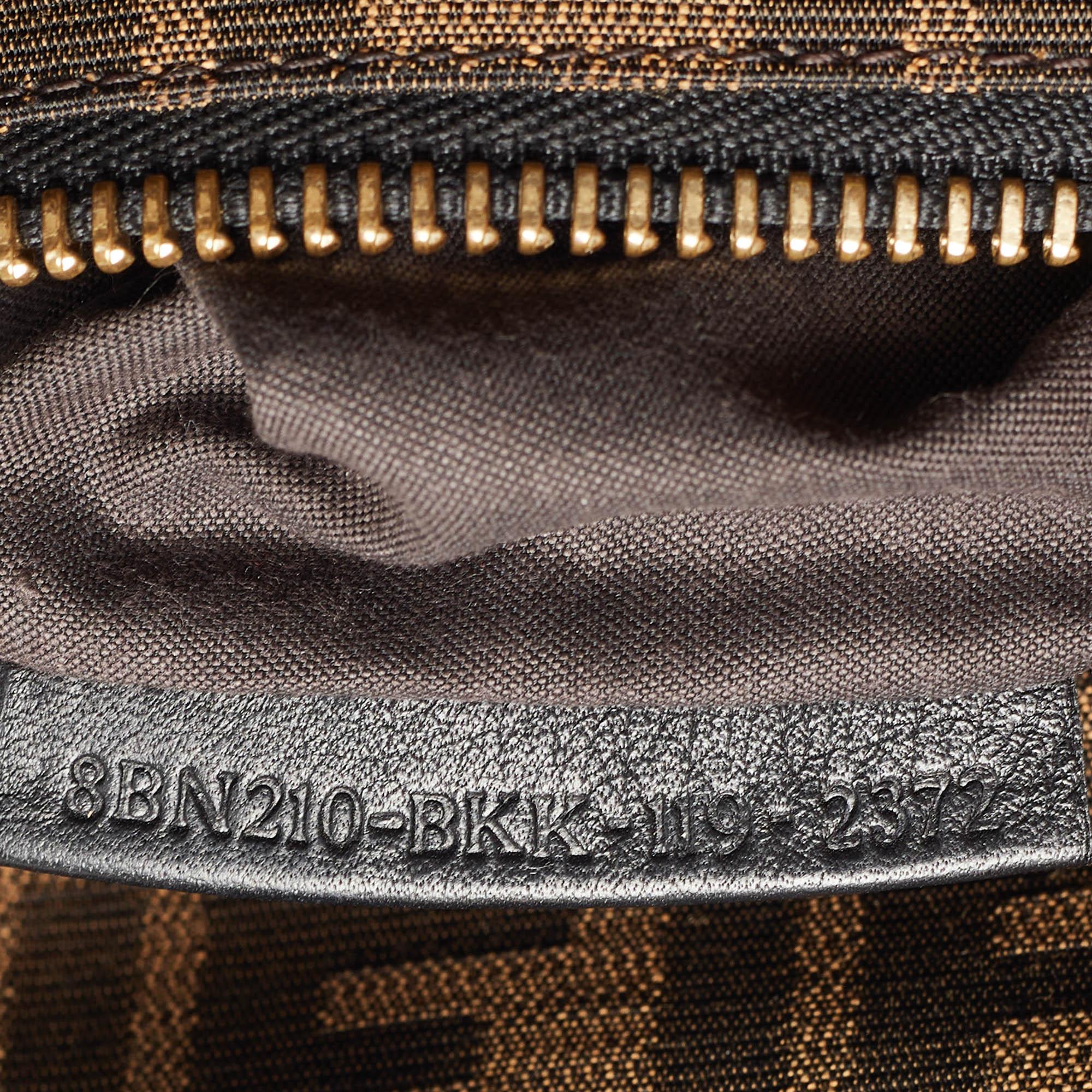 Fendi - Grand sac en cuir noir Peekaboo à poignée supérieure en vente 10