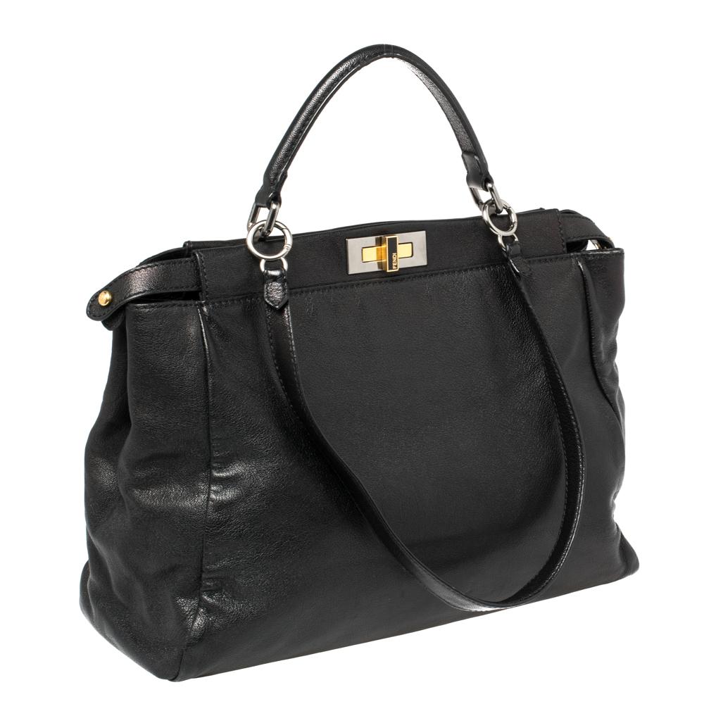 Fendi Black Leather Large Peekaboo Top Handle Bag In Good Condition In Dubai, Al Qouz 2