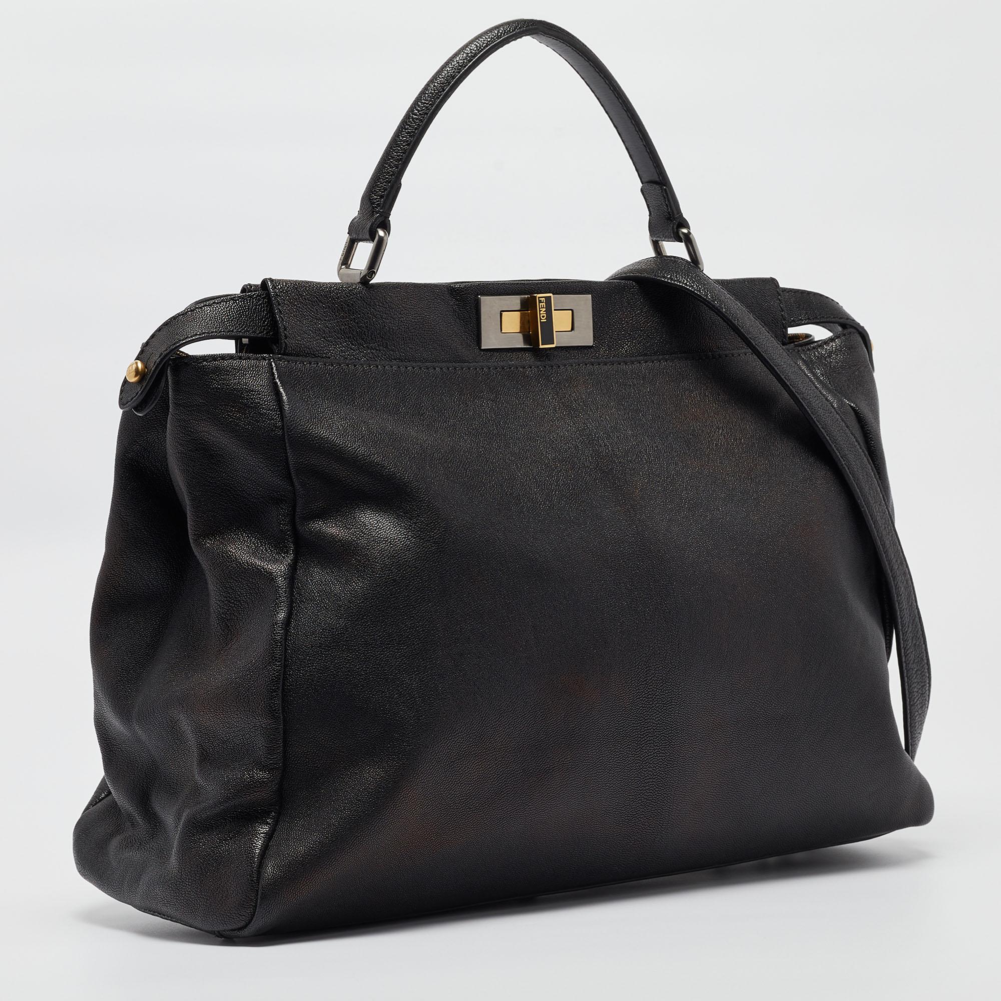 Fendi Black Leather Large Peekaboo Top Handle Bag In Good Condition For Sale In Dubai, Al Qouz 2