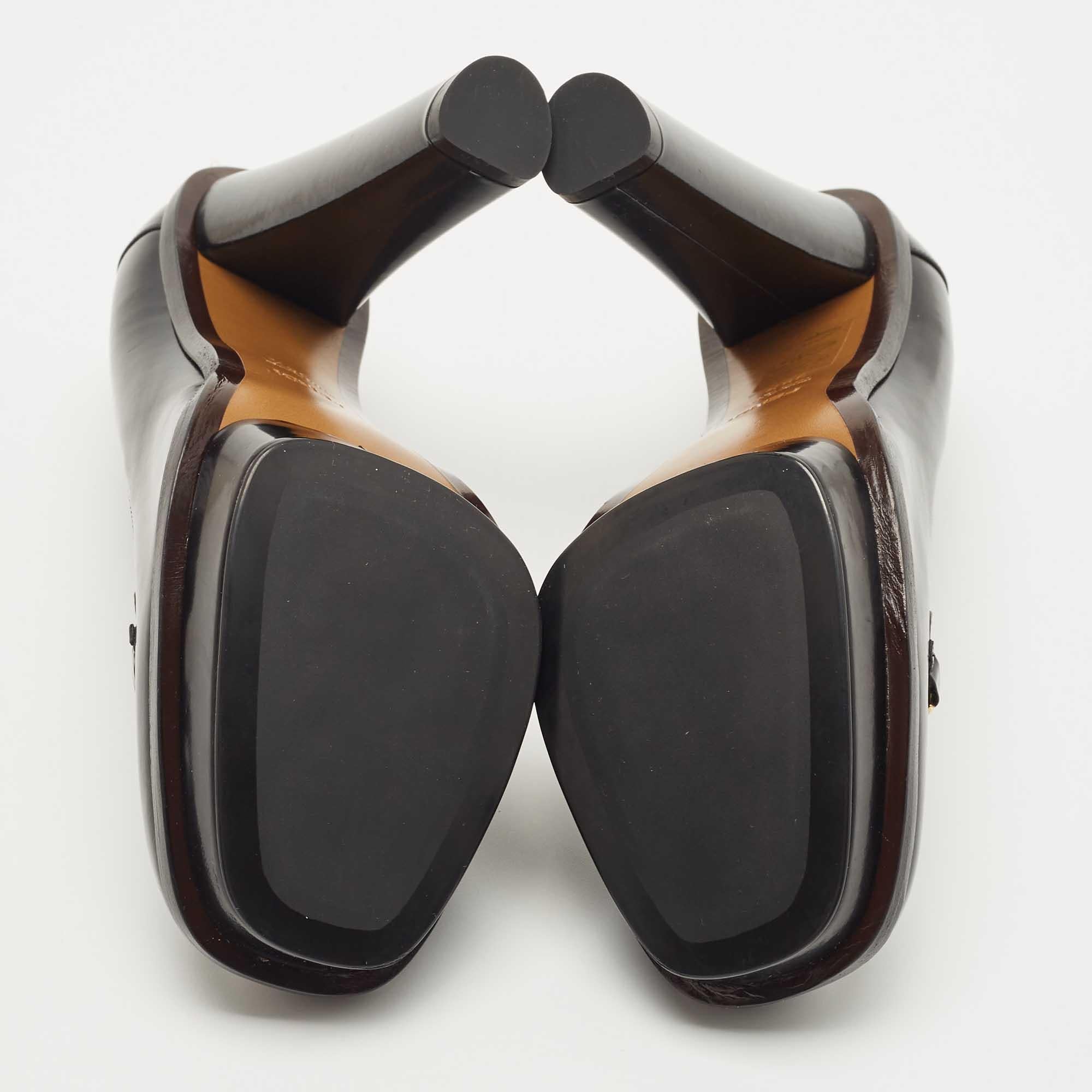 Fendi Black Leather Logo Loafer Pumps Size 38.5 2