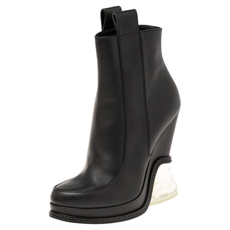 Fendi Black Leather Lucite Heel Ankle Boots Size 40 For Sale at 1stDibs