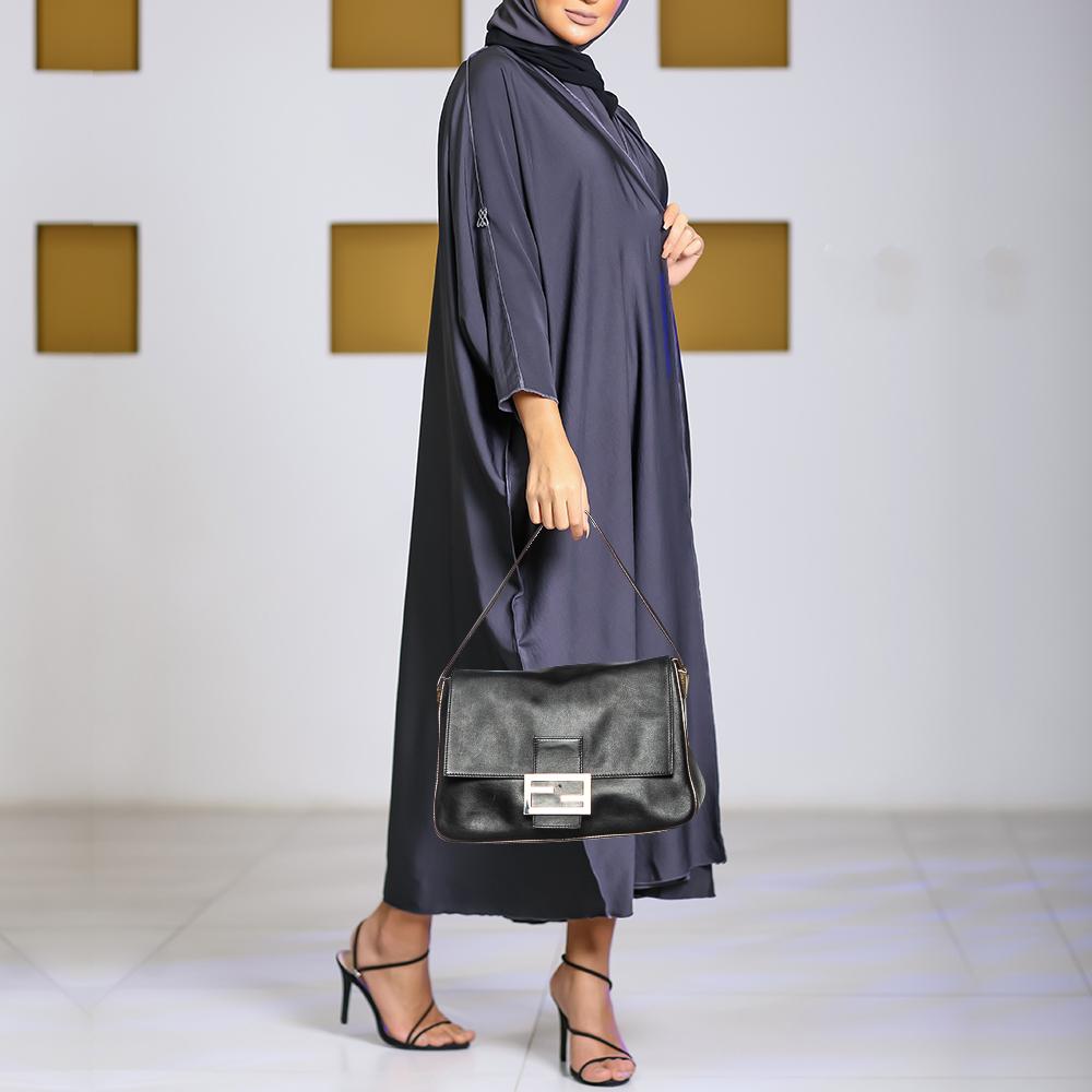 Fendi Black Leather Mama Baguette Shoulder Bag In Good Condition In Dubai, Al Qouz 2